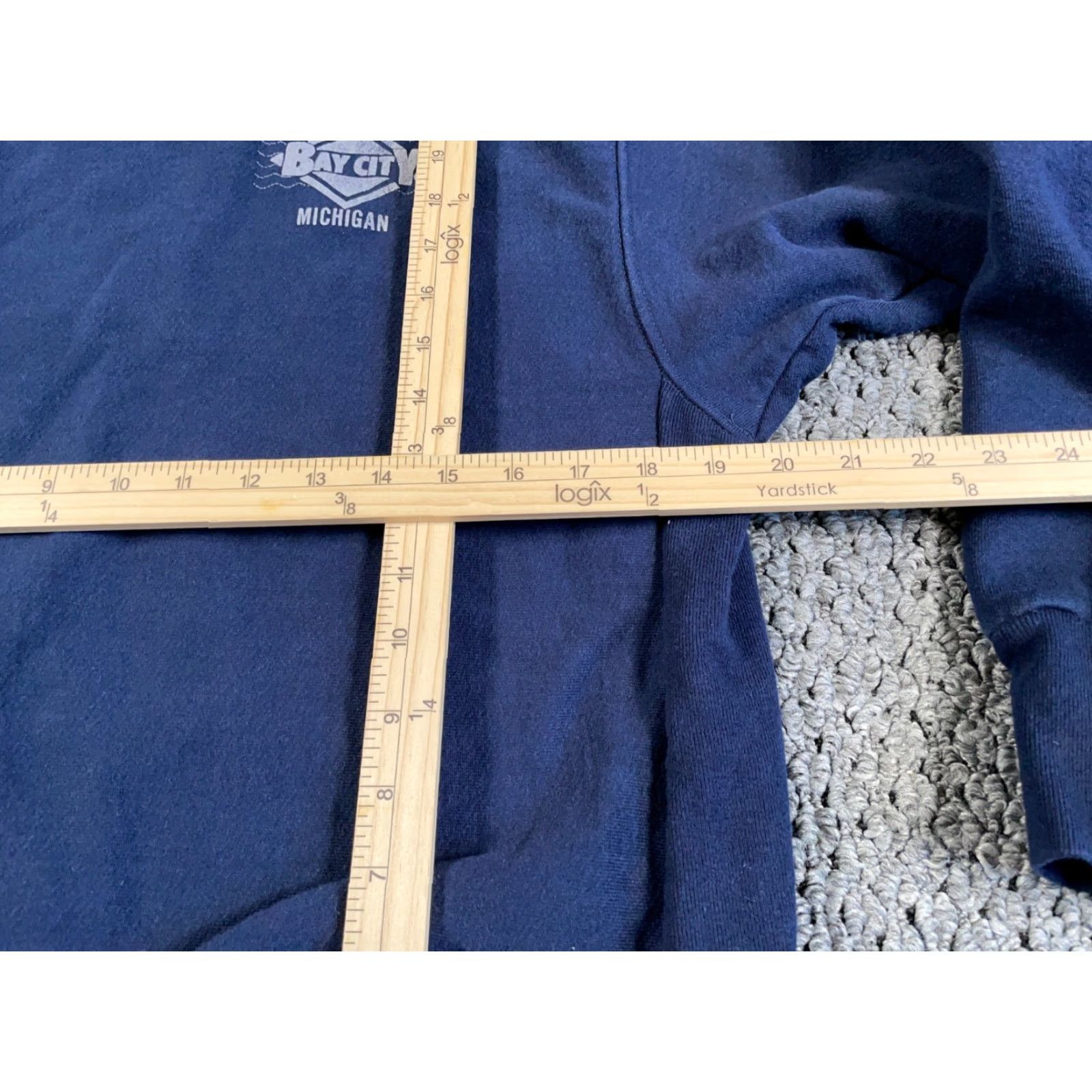 Vintage VINTAGE Bay City Michigan Sweatshirt Men’s Medium Blue Heavyweight Crewneck Graphic Print 90s City Retro Pullover Size US M / EU 48-50 / 2 - 7 Thumbnail