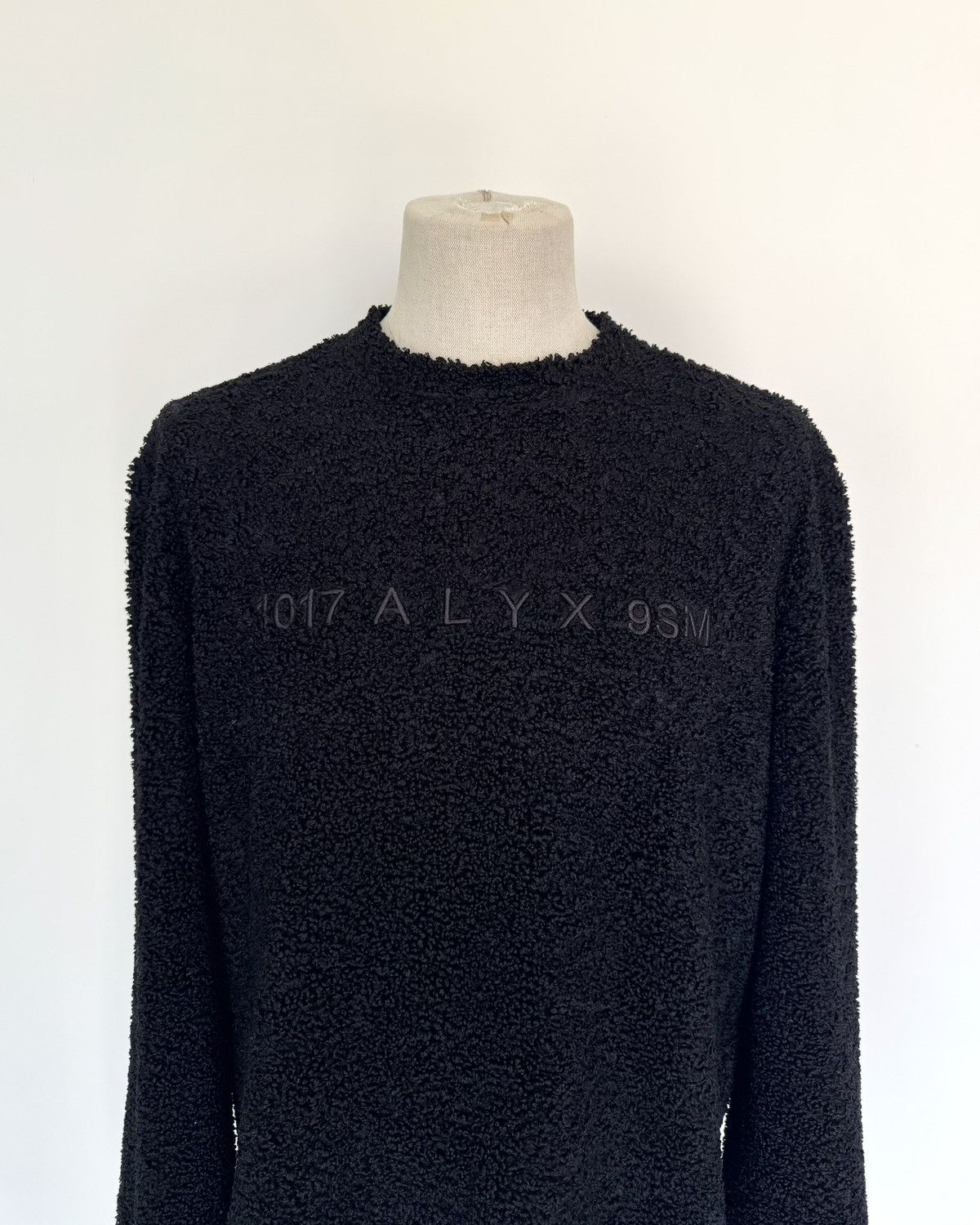 1017 ALYX 9SM 1017 ALYX 9SM FW 22 Boucle Crewneck Size US L / EU 52-54 / 3 - 2 Thumbnail