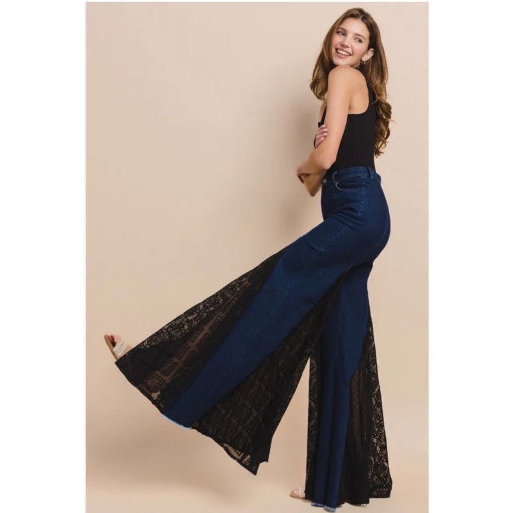 The Unbranded Brand NWOT Wilson Wide Leg Jeans with Lace Detail – Size Small Size 28" / US 6 / IT 42 - 5 Thumbnail