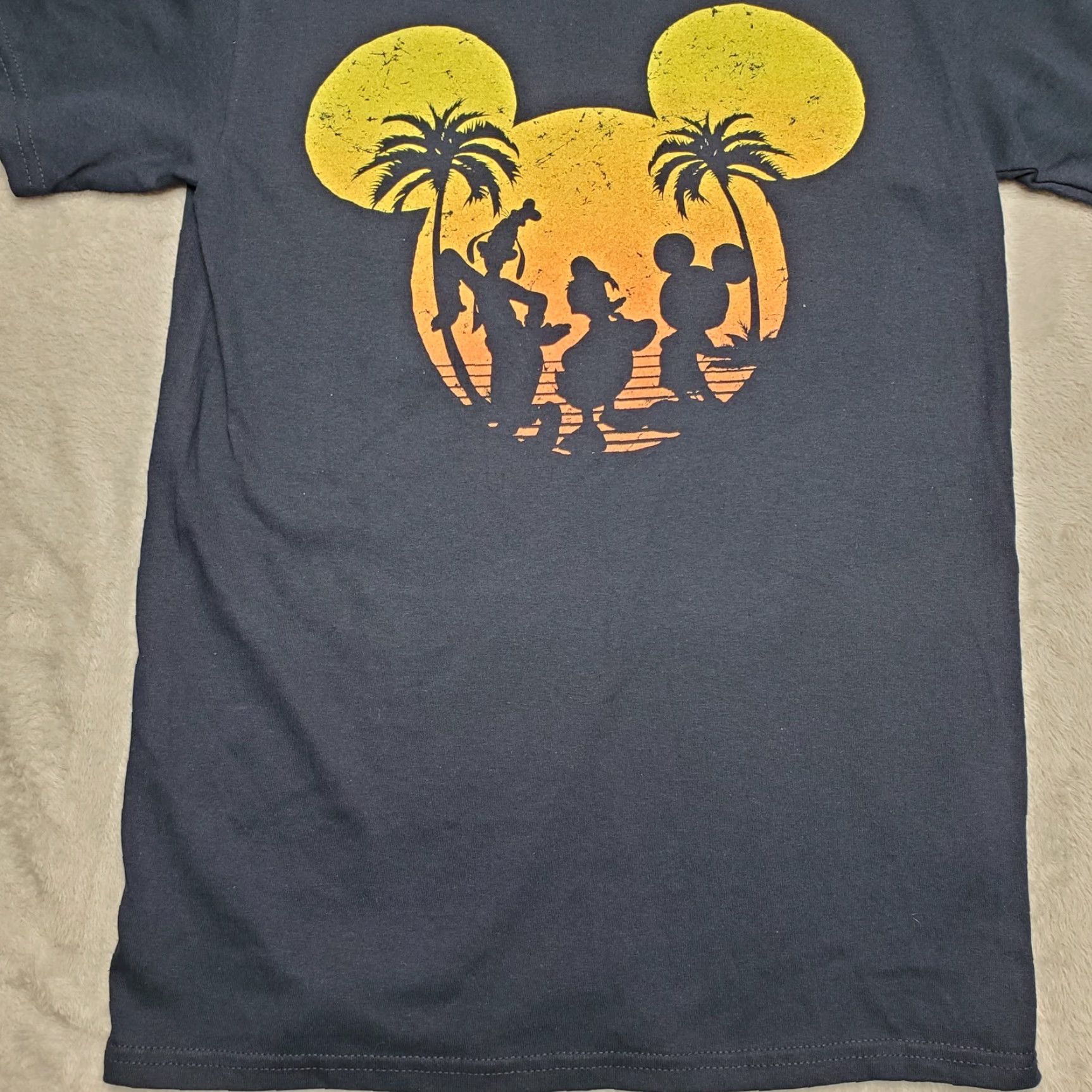 Disney Disney Shirt Mens Small Black Mickey Donald Goofy Tropical Crewneck Casual TEE Size US S / EU 44-46 / 1 - 3 Thumbnail