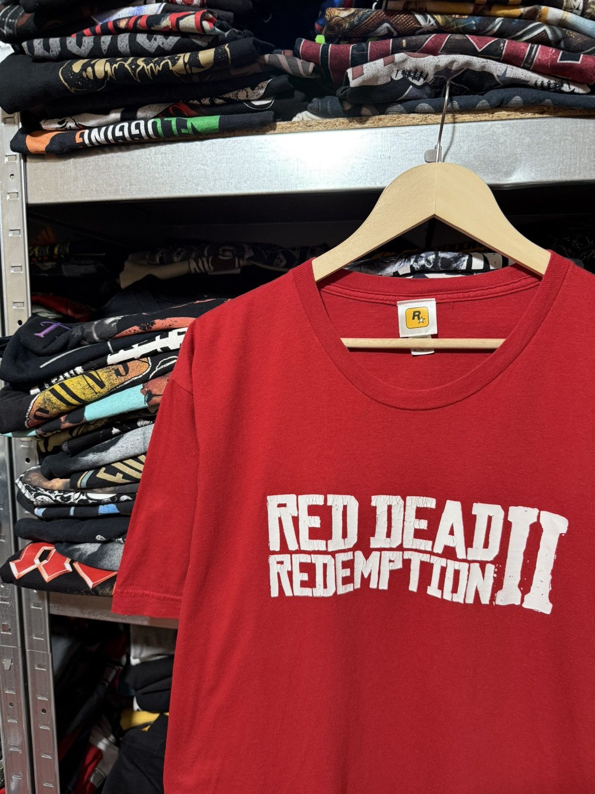 The Game Vintage Red Dead Eedemption 2 Exclusive Videogame T-Shirt Size US XXL / EU 58 / 5 - 3 Thumbnail