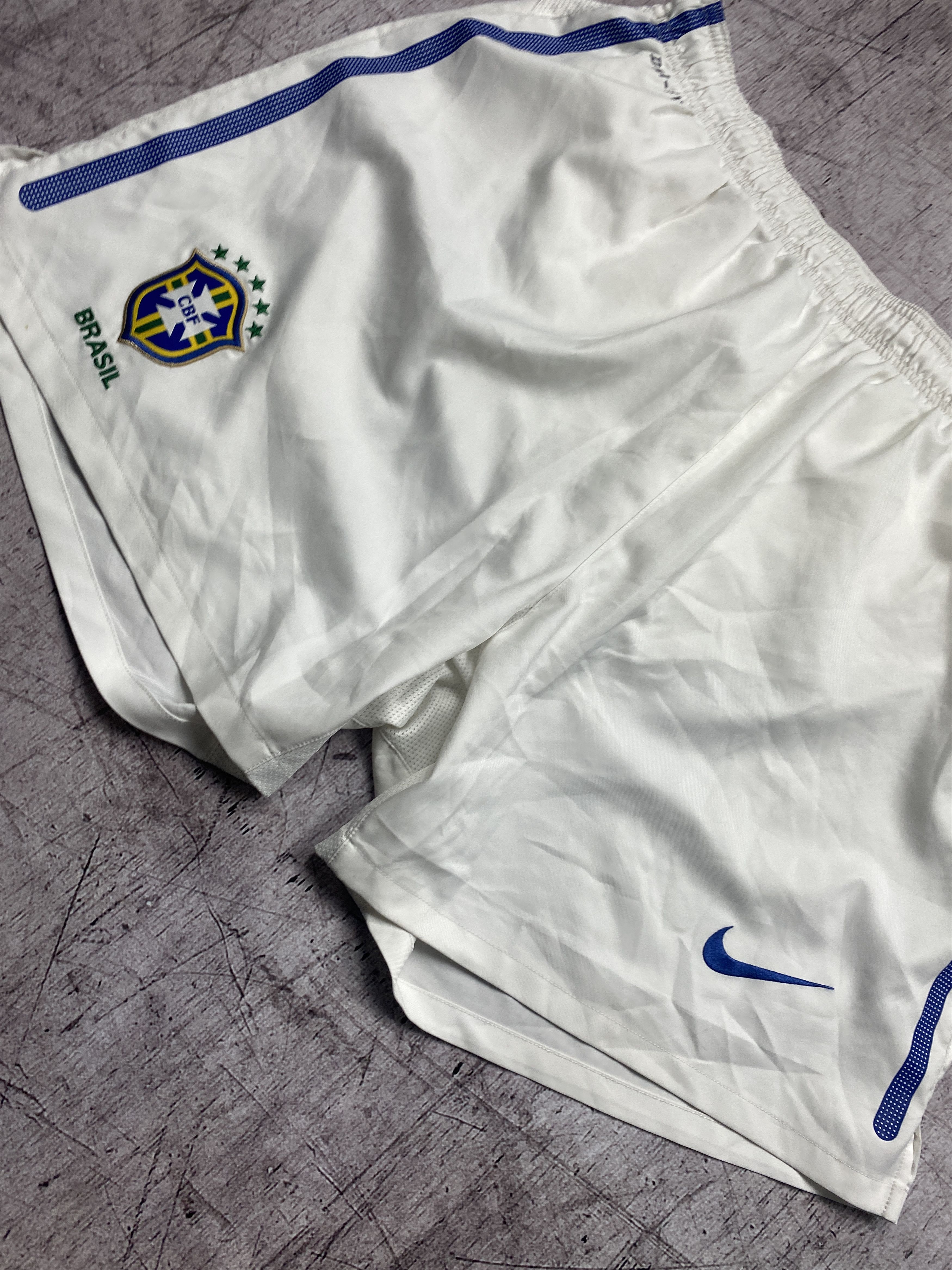 Nike × Vintage Nike Brasil Soccer Shorts Size US 36 / EU 52 - 2 Thumbnail