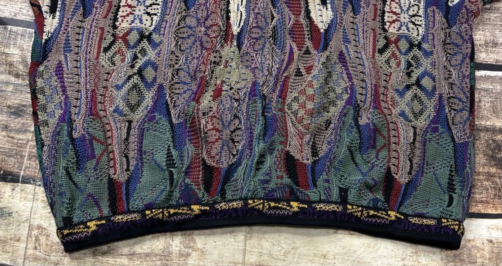 Coogi Coogi Sweater Mens L 3D Knit Flowers Mercerized Cotton Size US L / EU 52-54 / 3 - 6 Thumbnail