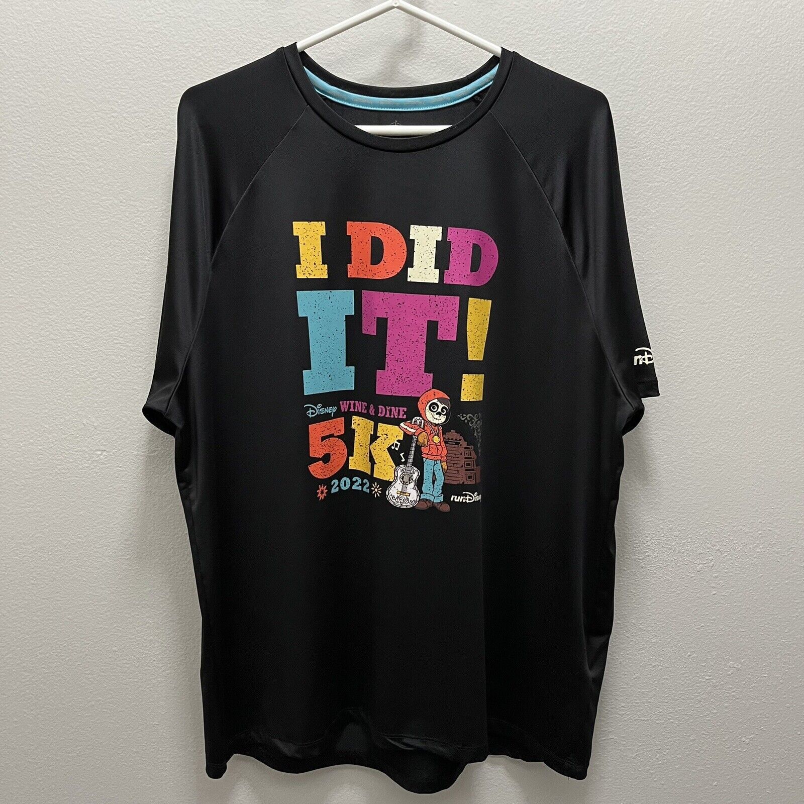 Disney Disney Parks | Wine & Dine Run 2022 Coco Miguel Men’s Shirt Size US L / EU 52-54 / 3 - 2 Thumbnail