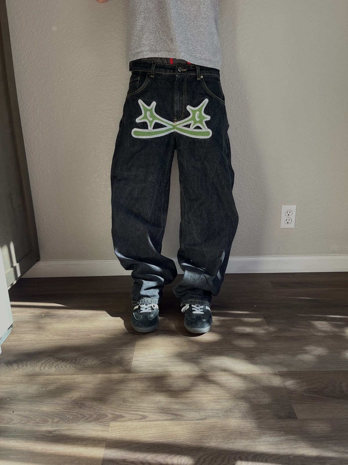 Protect LDN Green spoke denim