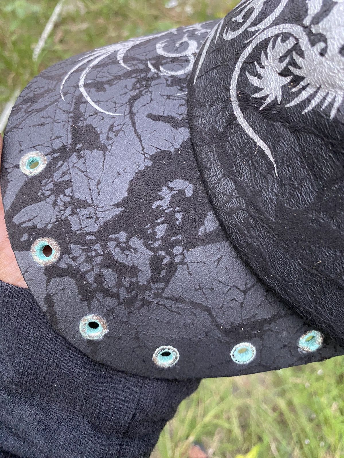 Vintage poem style dragon avant garde Trucker hats