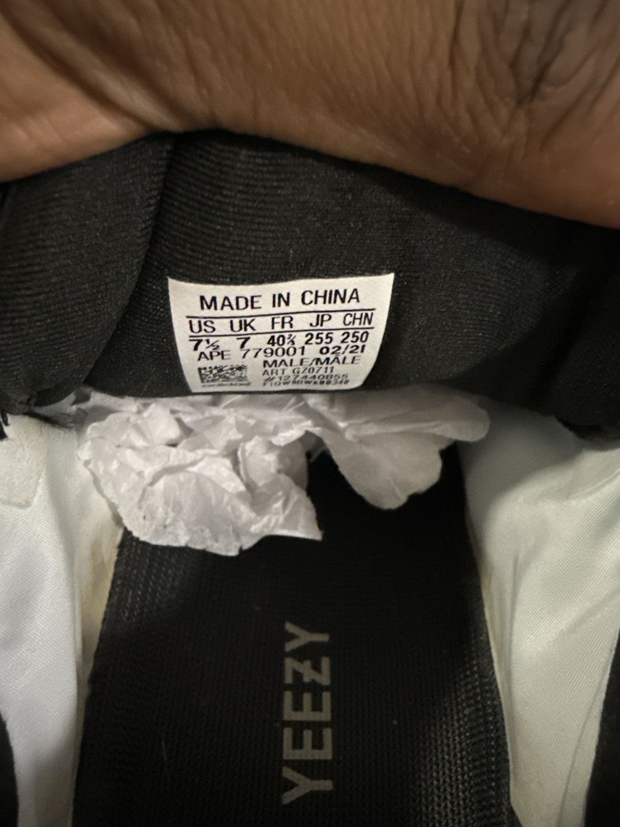 Yeezy Adidas Yeezy 700 MNVN Blue Tint Size US 7.5 / IT 37.5 - 7 Thumbnail