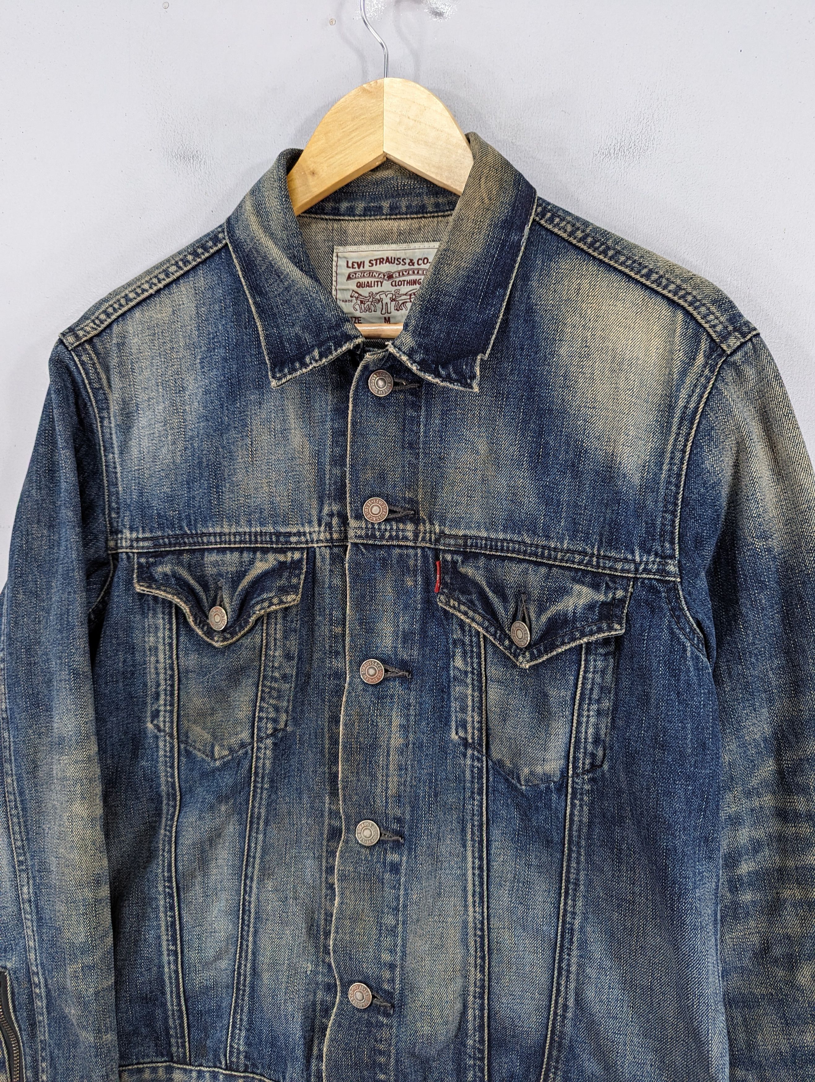 Levi's Vintage Levis Dirty Blue Distressed Denim Jacket Size US M / EU 48-50 / 2 - 4 Thumbnail