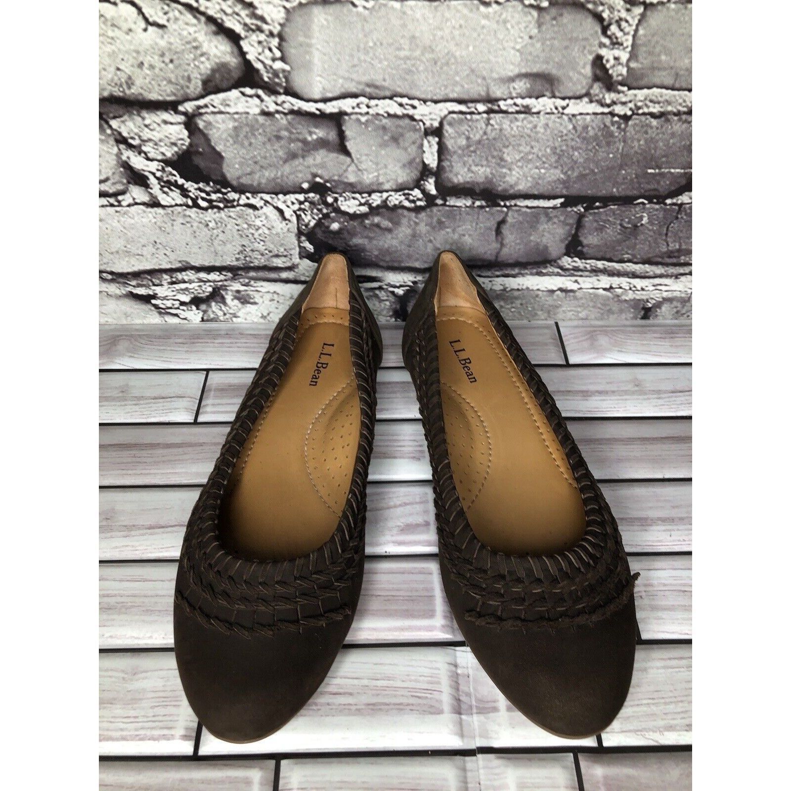 L.L. Bean L.L. Bean Brown Suede Leather Casual Flats Shoes Women’s Sz Size US 6 / IT 36 - 2 Thumbnail