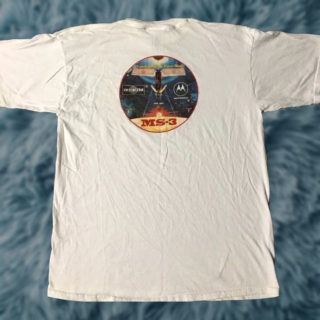 Apple VINTAGE Motorola Iridium MS3 Satellite Shirt XL White Size US XL / EU 56 / 4 - 1 Thumbnail