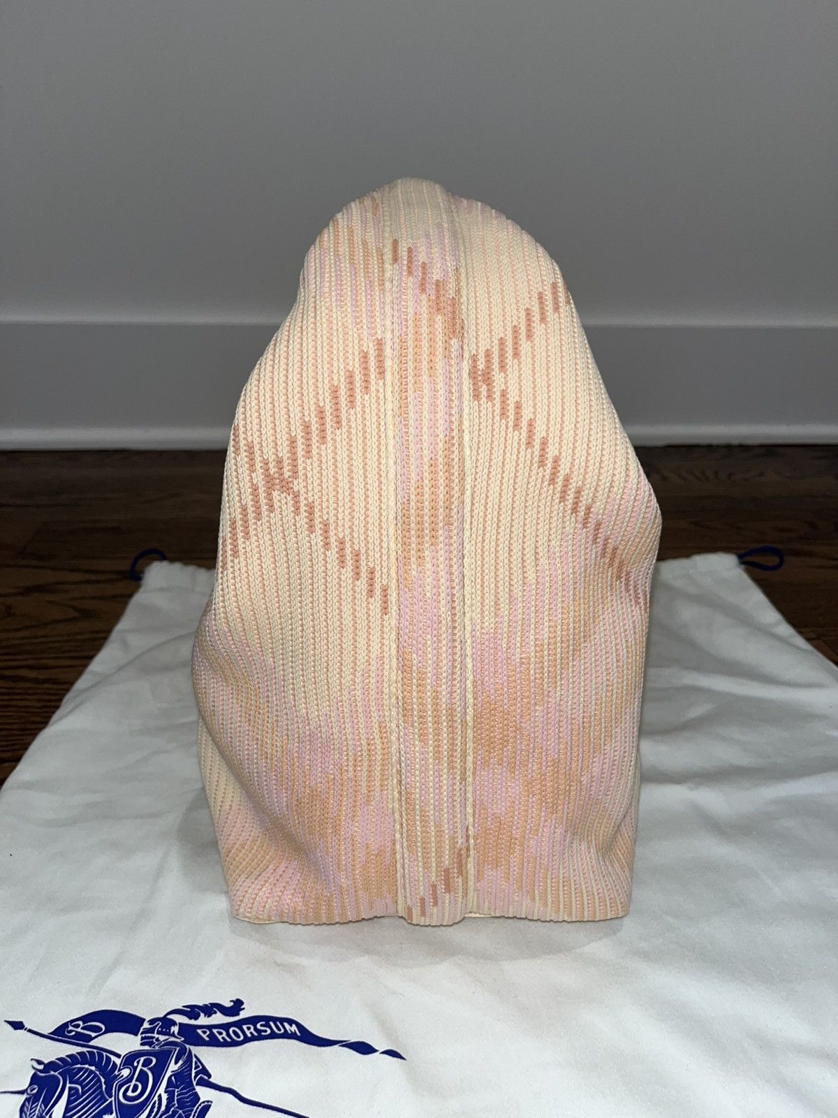 Burberry Burberry Medium Peg Bag Size ONE SIZE - 10 Thumbnail