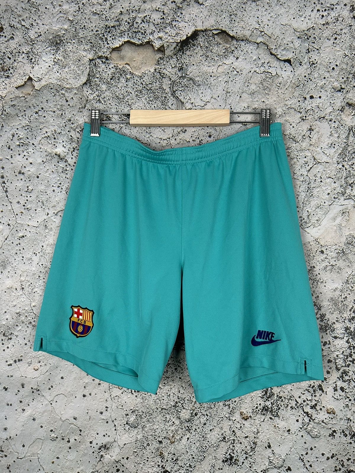 Nike FC Barcelona Nike Soccer Jersey Shorts Football Rare Sport Size US 32 / EU 48 - 1 Thumbnail
