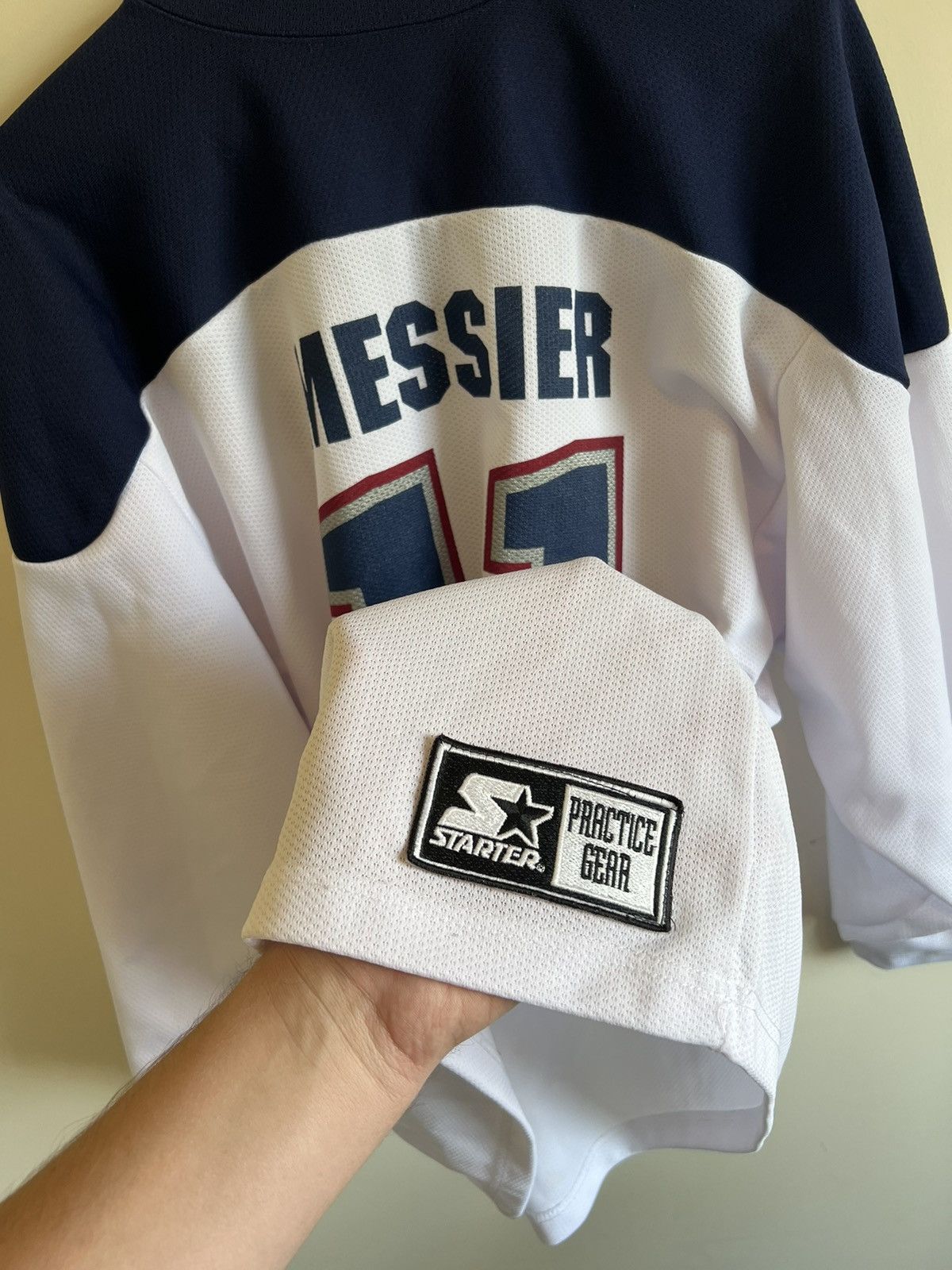 Starter × Vintage 1990s Starter Vintage Vancouver Canucks Hockey Jersey NHL Size US XL / EU 56 / 4 - 3 Thumbnail