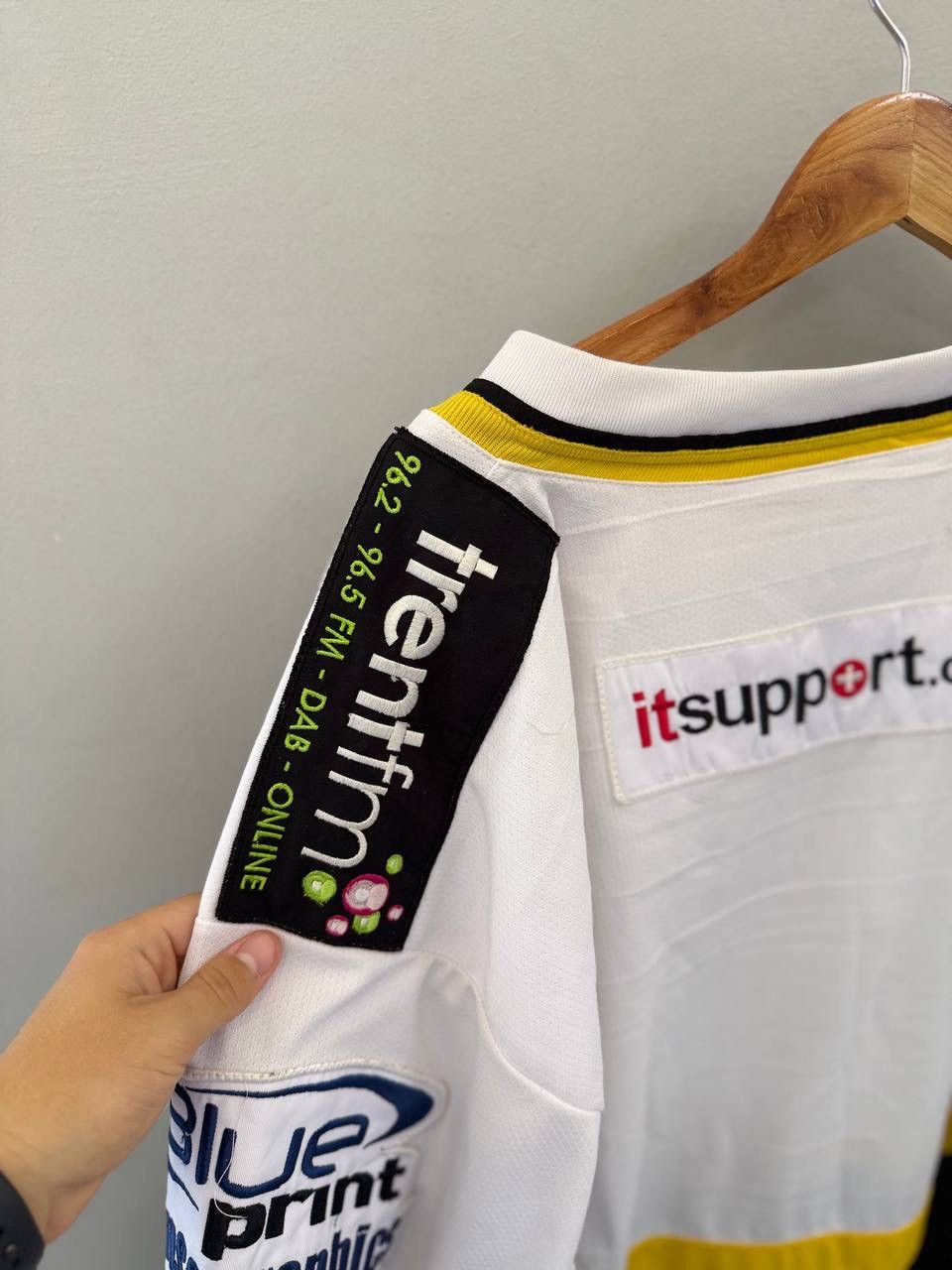 NHL NOTTINGHAM PANTHERS HOCKEY SHIRT JERSEY CH sz M MEN WHITE Size US M / EU 48-50 / 2 - 13 Thumbnail