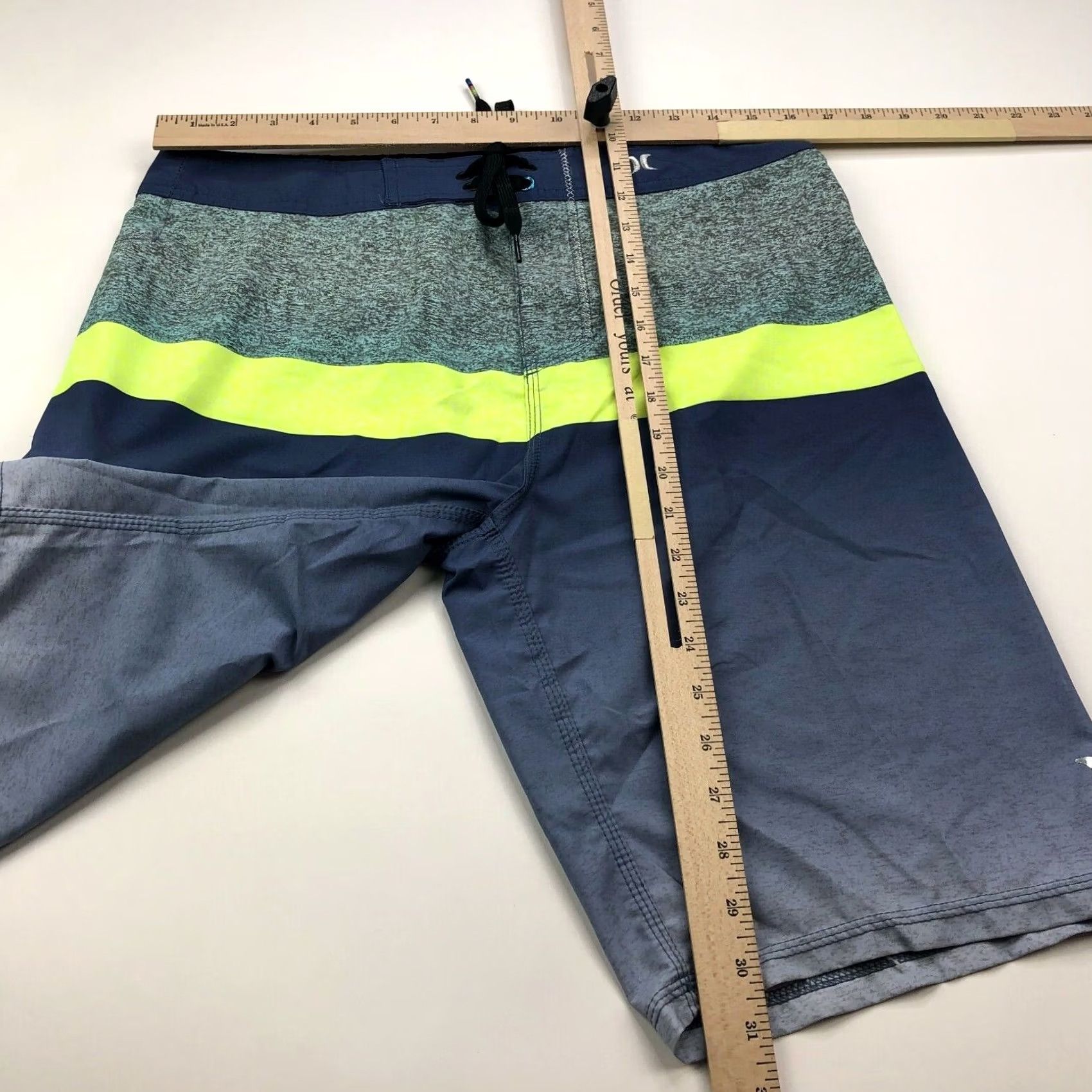 Hurley Hurley Phantom Mens 32W Board Beach Surf Swim Shorts Size US 32 / EU 48 - 3 Thumbnail