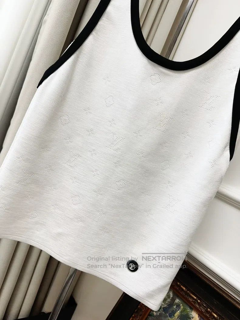 Louis Vuitton Louis Vuitton White dark stripe presbyopic logo full print Size XS / US 0-2 / IT 36-38 - 7 Thumbnail