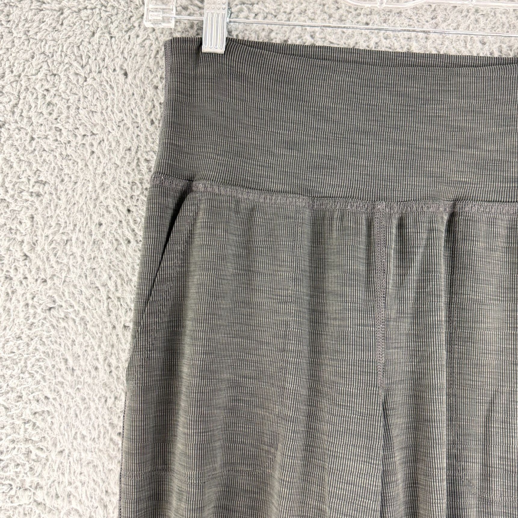 Beyond Yoga Beyond Yoga Rib Midi Jogger Pants Women XS Heathered Gray High-Rise Pull On Jogger Athletic Pants Women XS Gray Lightly Worn Size 26" / US 2 / IT 38 - 2 Thumbnail