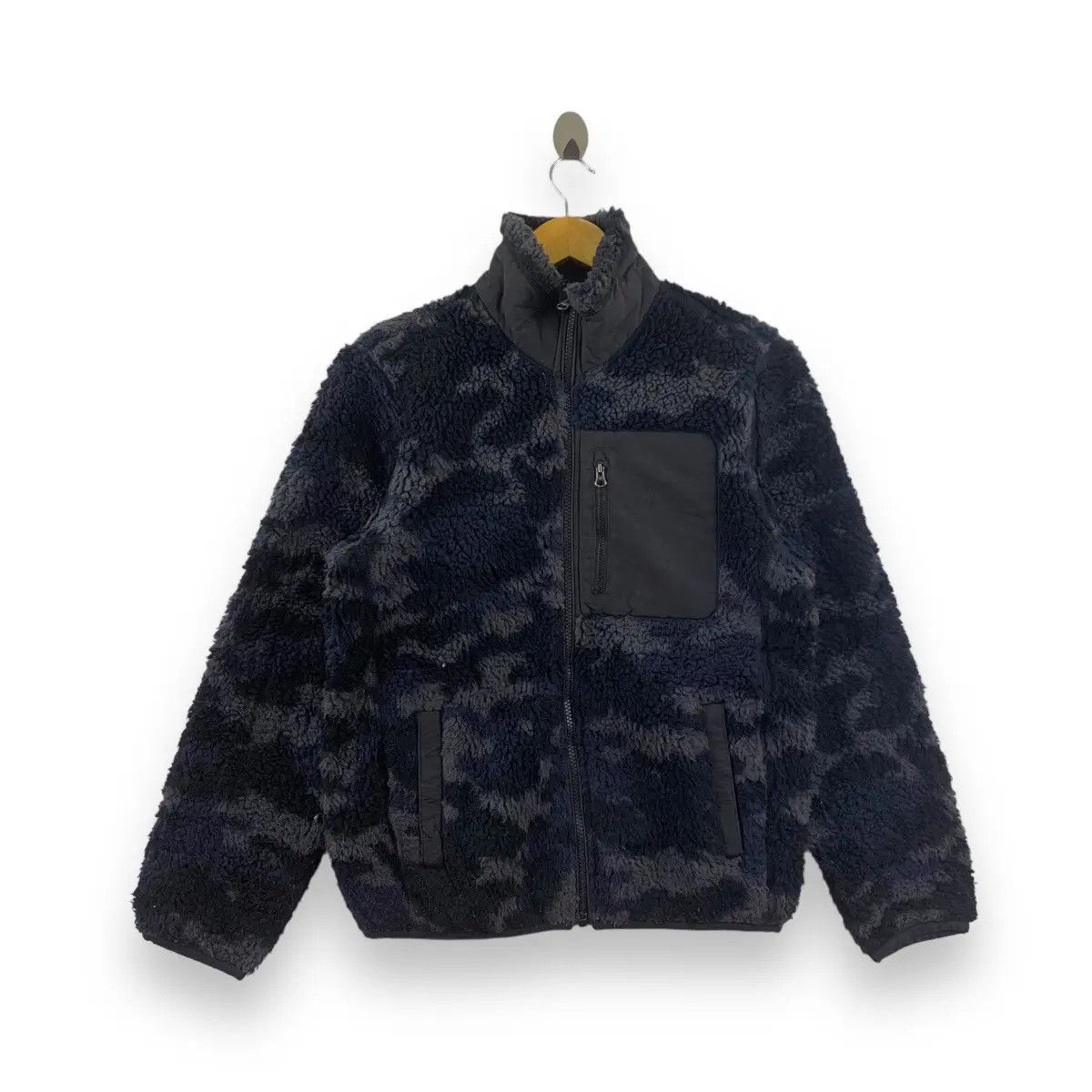 UNIQLO JAPAN Sherpa Retro X Camouflage Fleece