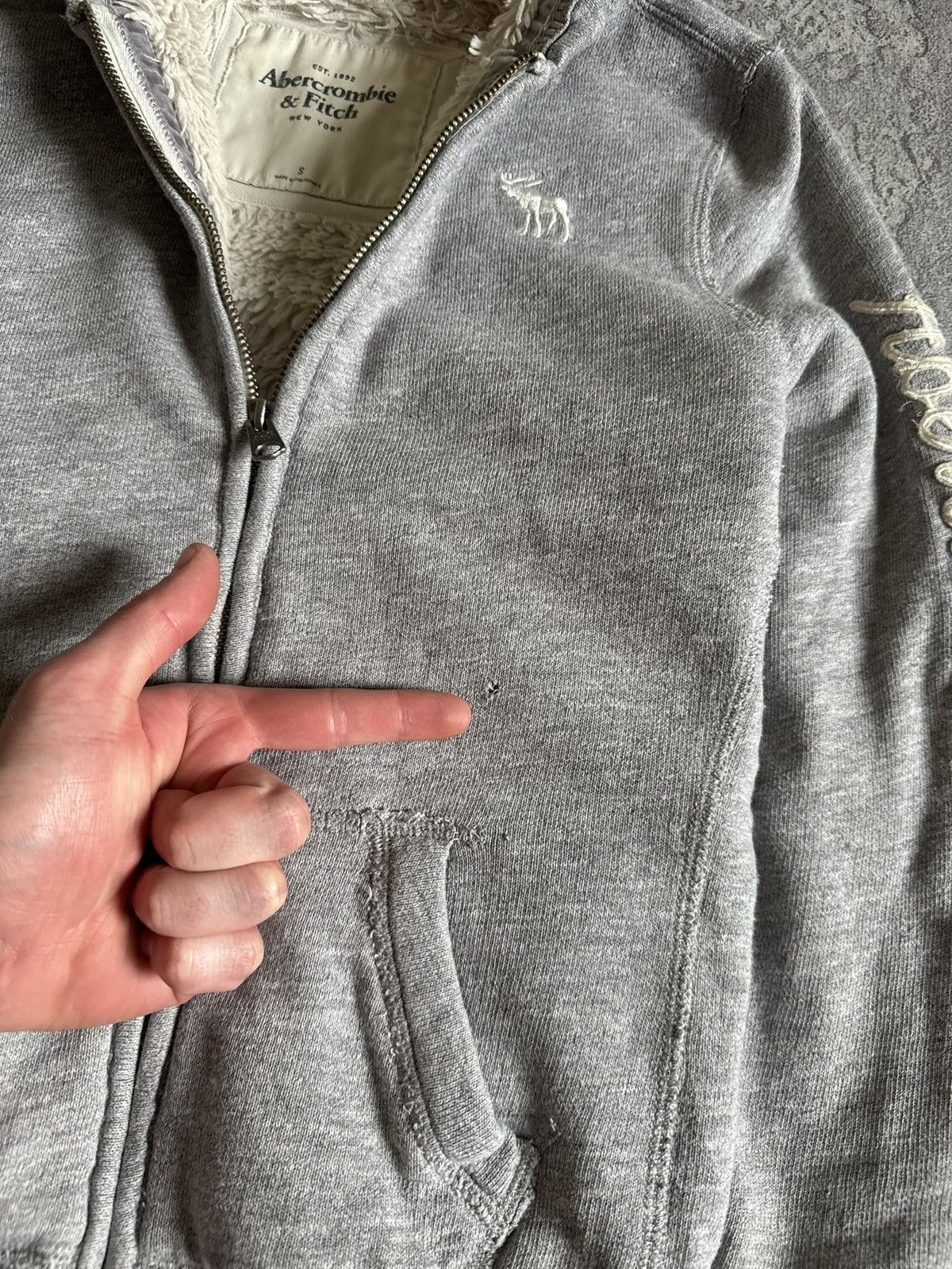 Abercrombie & Fitch Abercrombie & Fitch S/size lined sherpa hoodie fur LGB Y2K Size S / US 4 / IT 40 - 4 Thumbnail