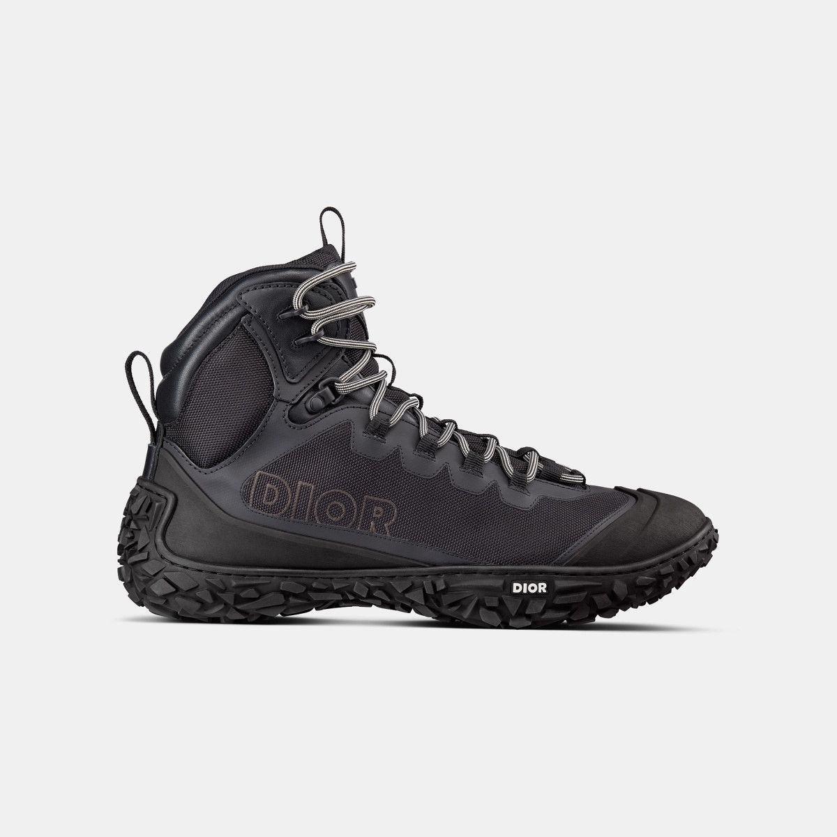o1bcso1str0125 Hiking Boot in Black