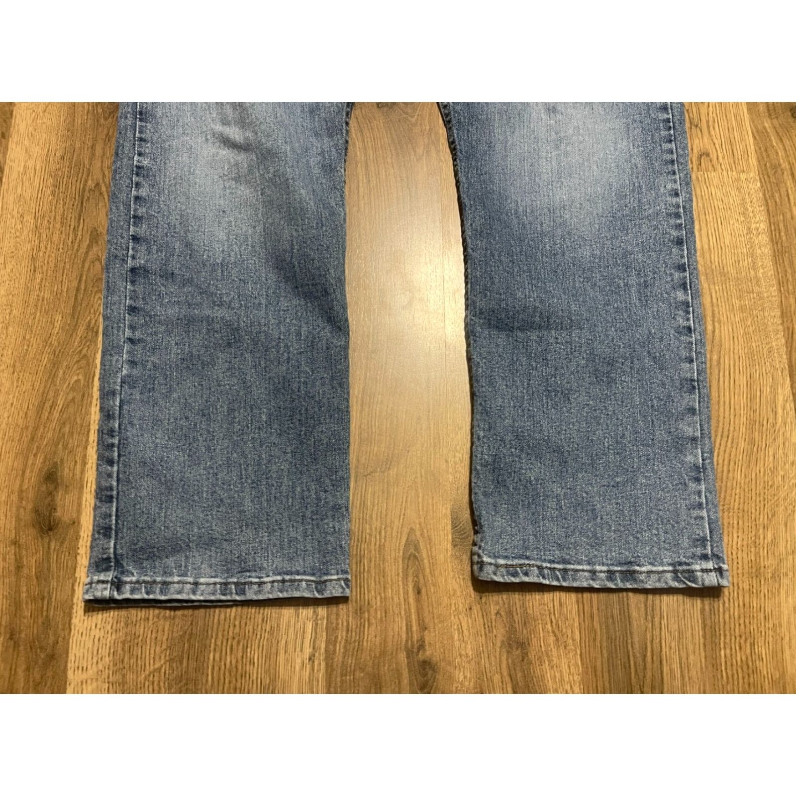 Wrangler Wrangler Jeans Men’s 35x27.5 Blue Denim Straight Pockets Vintage No 35x27.5 Regular Jeans Men’s Size US 35 - 3 Thumbnail