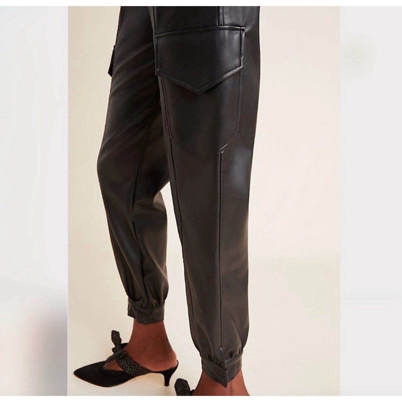 Anthropologie Anthropologie NWT Priscilla Faux leather pant cargo Sz Large Size 34" / US 12 / IT 48 - 2 Thumbnail