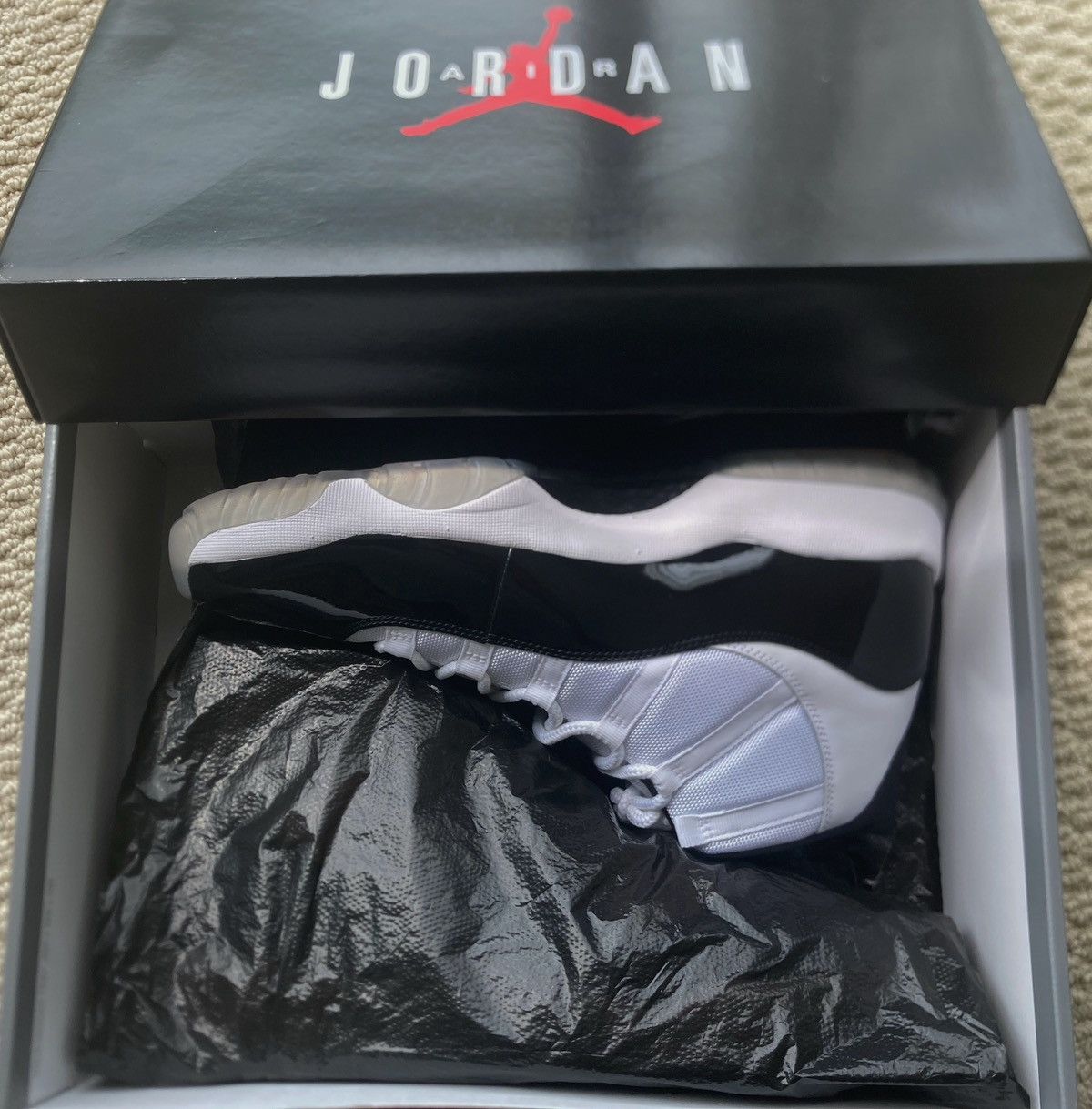 Nike Nike Air Jordan Retro 11 Concord 2018-DEADSTOCK Size US 13 / EU 46 - 1 Thumbnail