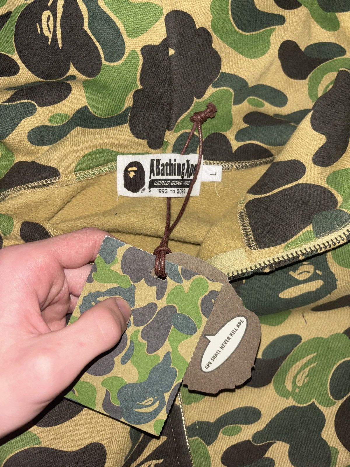 Bape Green 2nd edition ABC camo BAPE Size US L / EU 52-54 / 3 - 3 Thumbnail