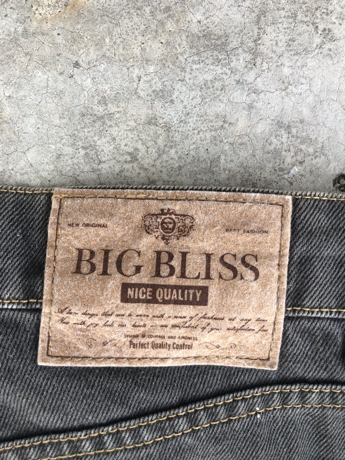 If Six Was Nine Japanese Big Bliss Flared Jeans Distressed Jeans Size US 31 - 14 Thumbnail