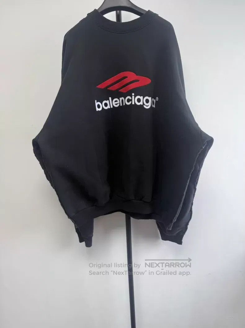 Balenciaga Balenciaga Letter Printed Crew Neck Long Sleeve Sweatshirt Size US XS / EU 42 / 0 - 2 Thumbnail