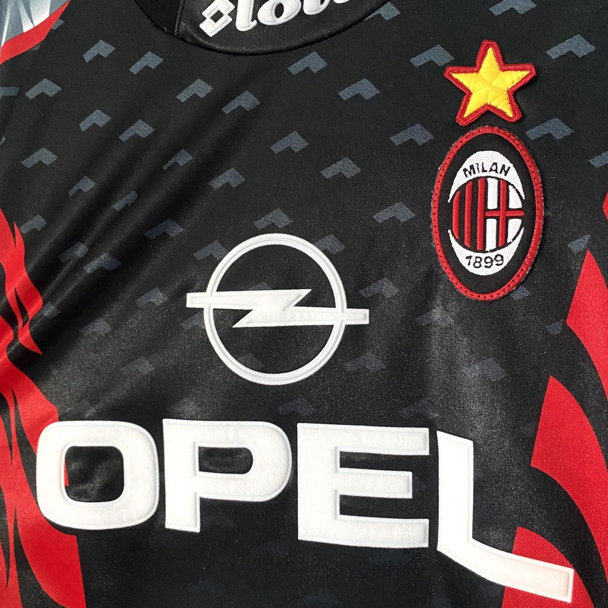Lotto Sport × Vintage 1997 1998 AC Milan Vintage Lotto Goalkeeper Soccer Jersey FC Size US L / EU 52-54 / 3 - 4 Thumbnail
