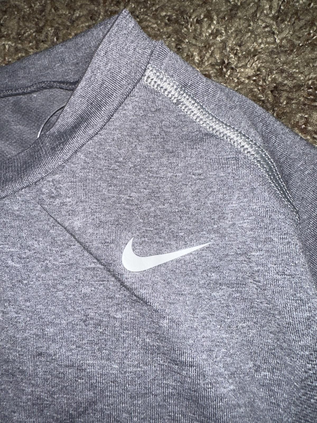 Nike Nike Men’s Pro Compression Seamless Grey Short Sleeve Shirt Size US XL / EU 56 / 4 - 3 Thumbnail