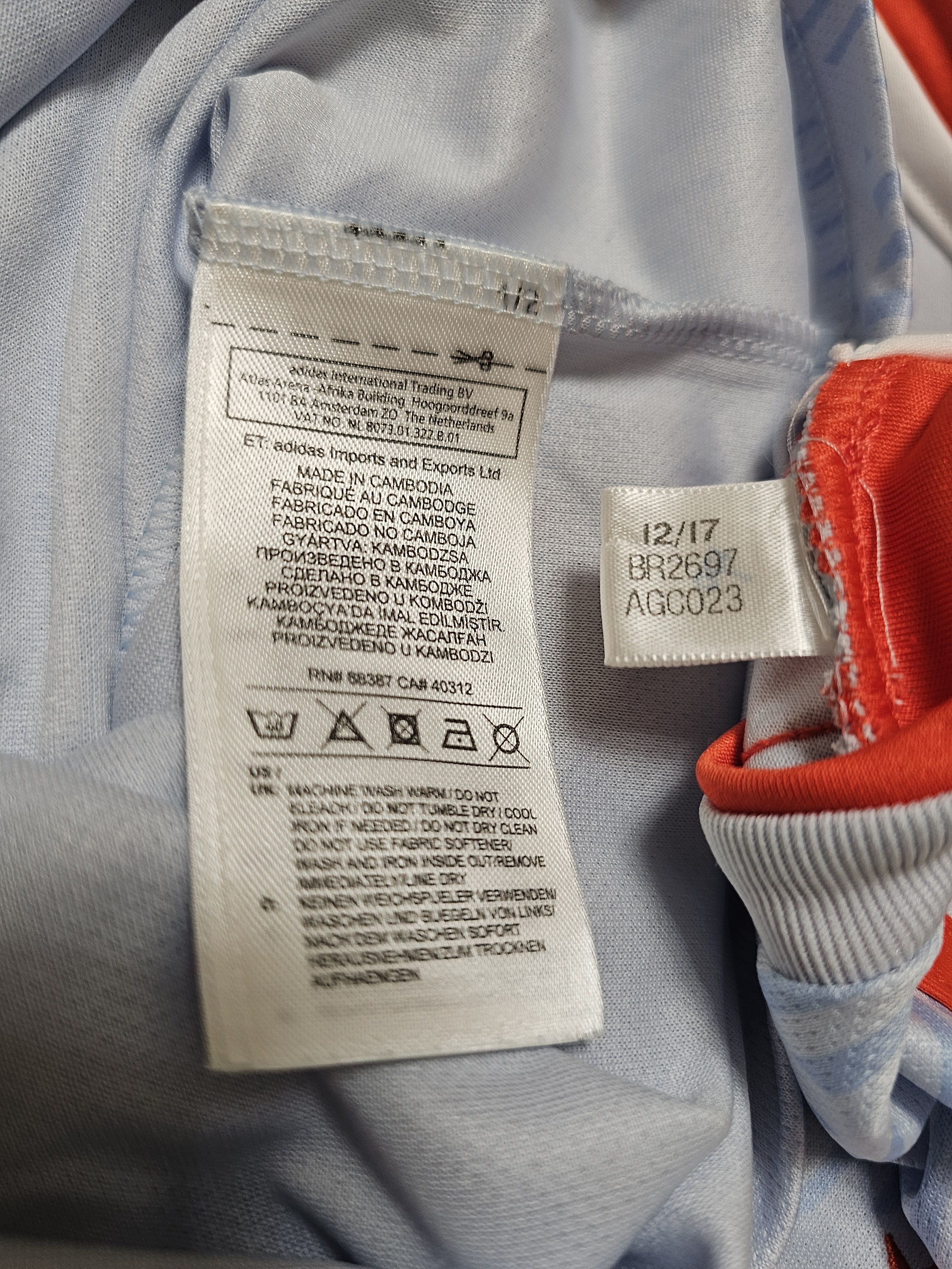Adidas SPAIN 2018 2019 AWAY ESPANIA FOOTBALL SHIRT SOCCER JERSEY Size US L / EU 52-54 / 3 - 6 Thumbnail