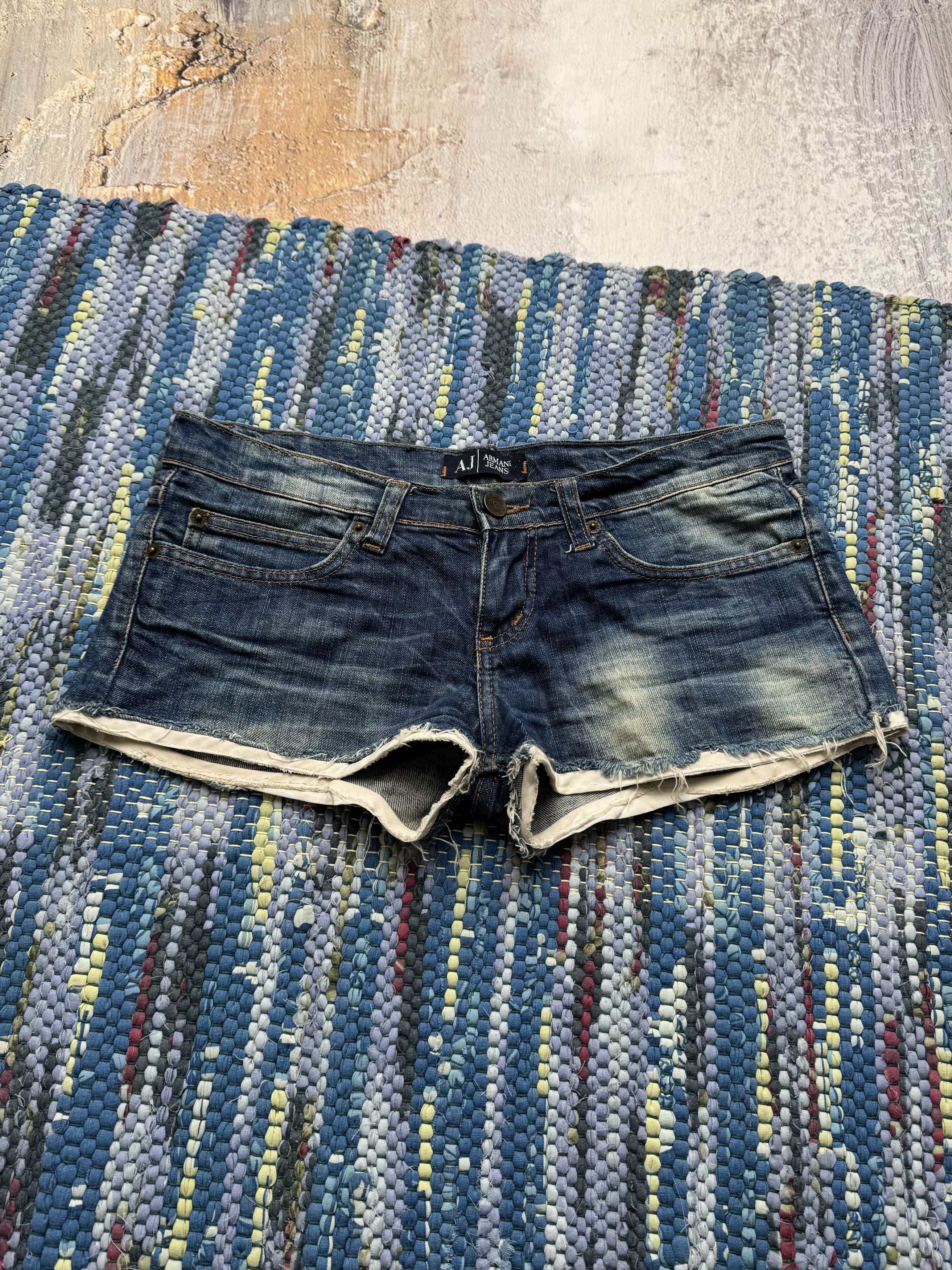 Vintage Vintage Denim Shorts A8D15(V8) Size 27" / US 4 / IT 40 - 1 Thumbnail