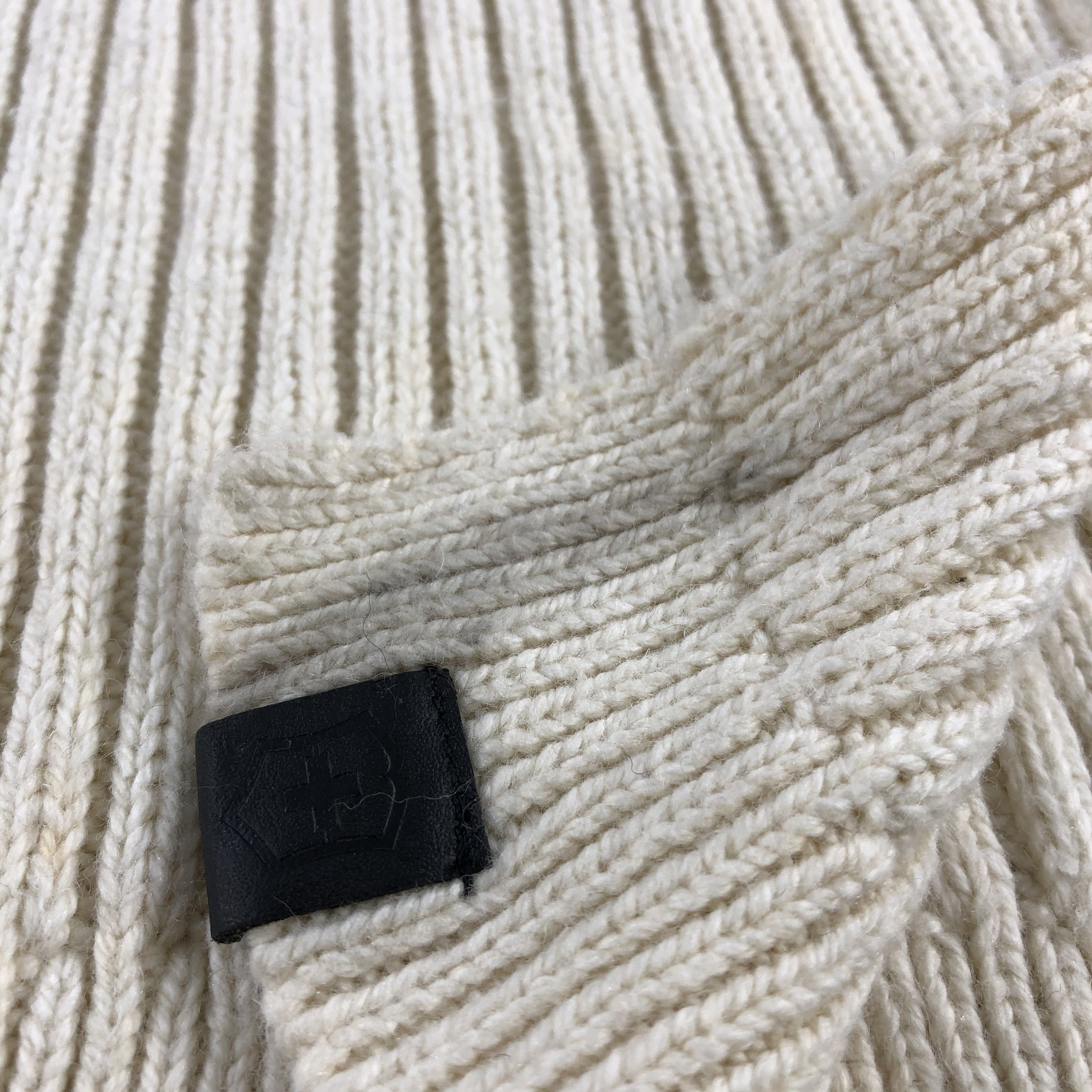 Victorinox Victorinox Pleated Wool Scarf Muffler V687 Size ONE SIZE - 7 Thumbnail