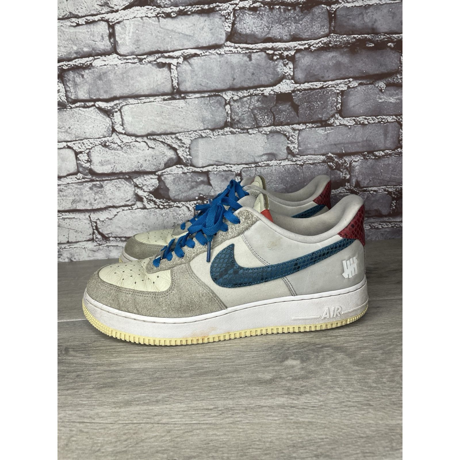 Nike Nike Undefeated x Air Force 1 Low 5 White Leather Grey Suede Size US 10.5 / EU 43-44 - 23 Thumbnail