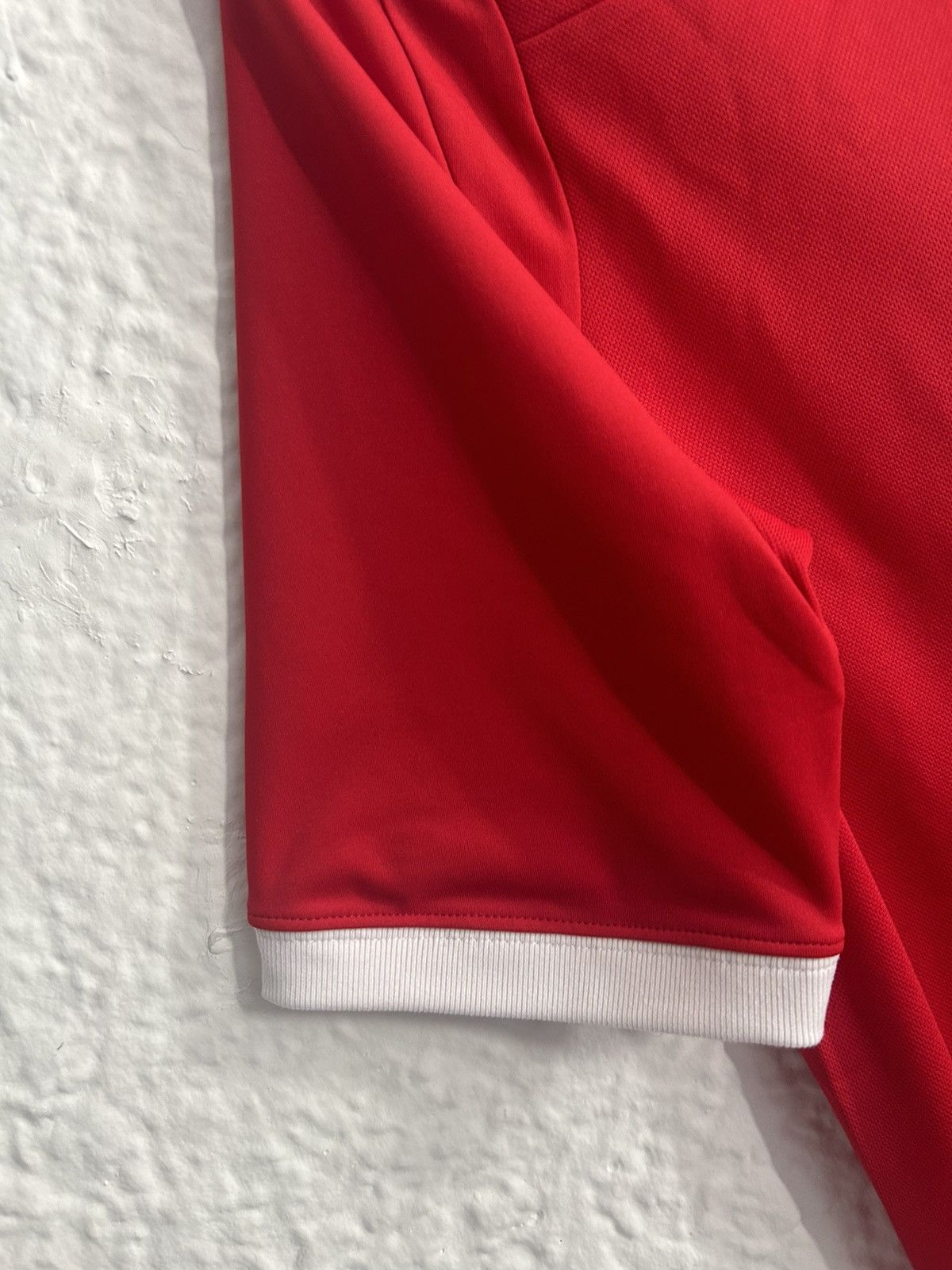 Umbro 2010 FIFA World Cup John Terry Umbro England Away Kit Size US M / EU 48-50 / 2 - 4 Thumbnail