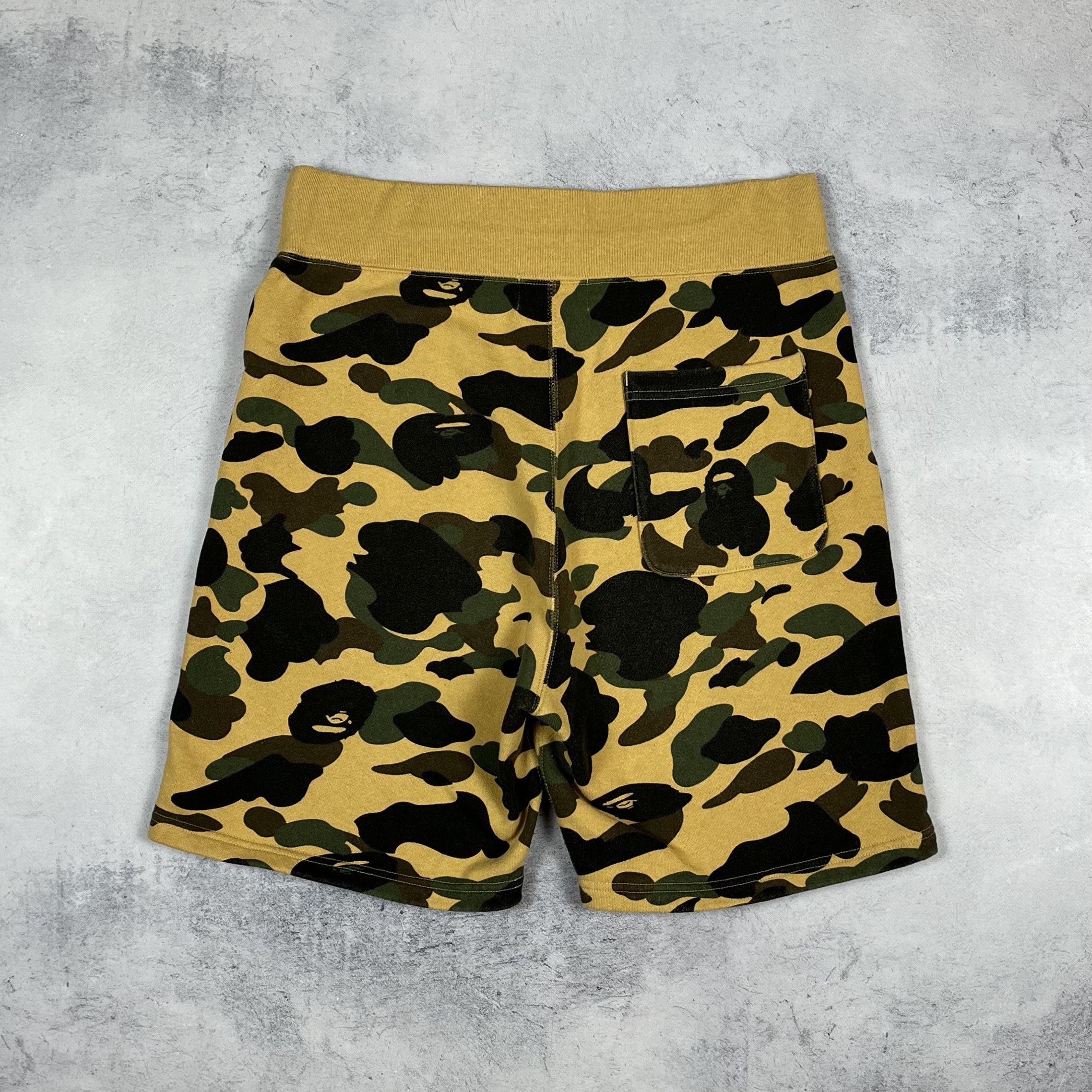 Bape Bape 1st Camo Shark Shorts SS19 Size US 32 / EU 48 - 10 Thumbnail