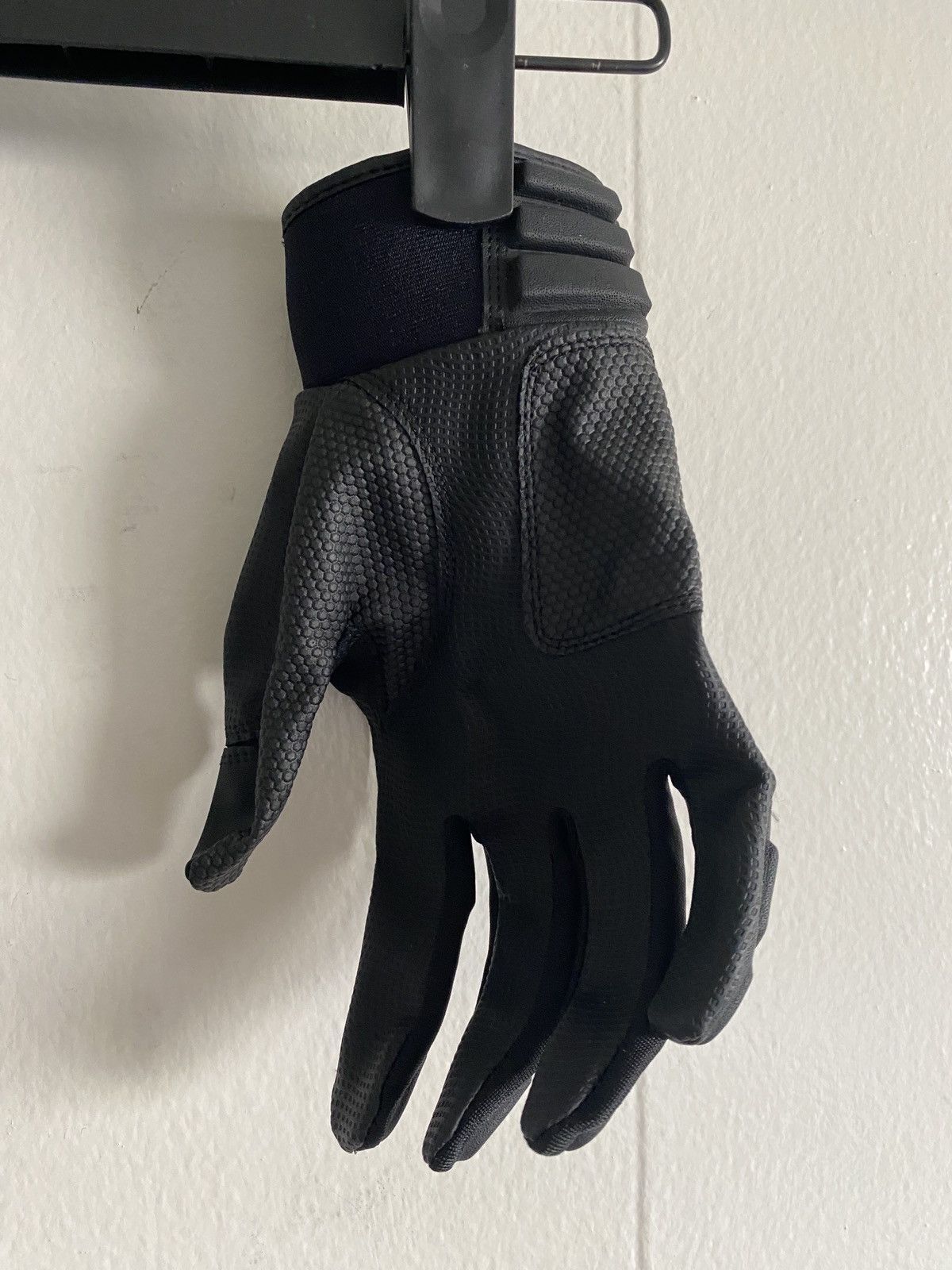 Asics × Kiko Kostadinov ASICS 3D Gloves Black Size ONE SIZE - 3 Thumbnail