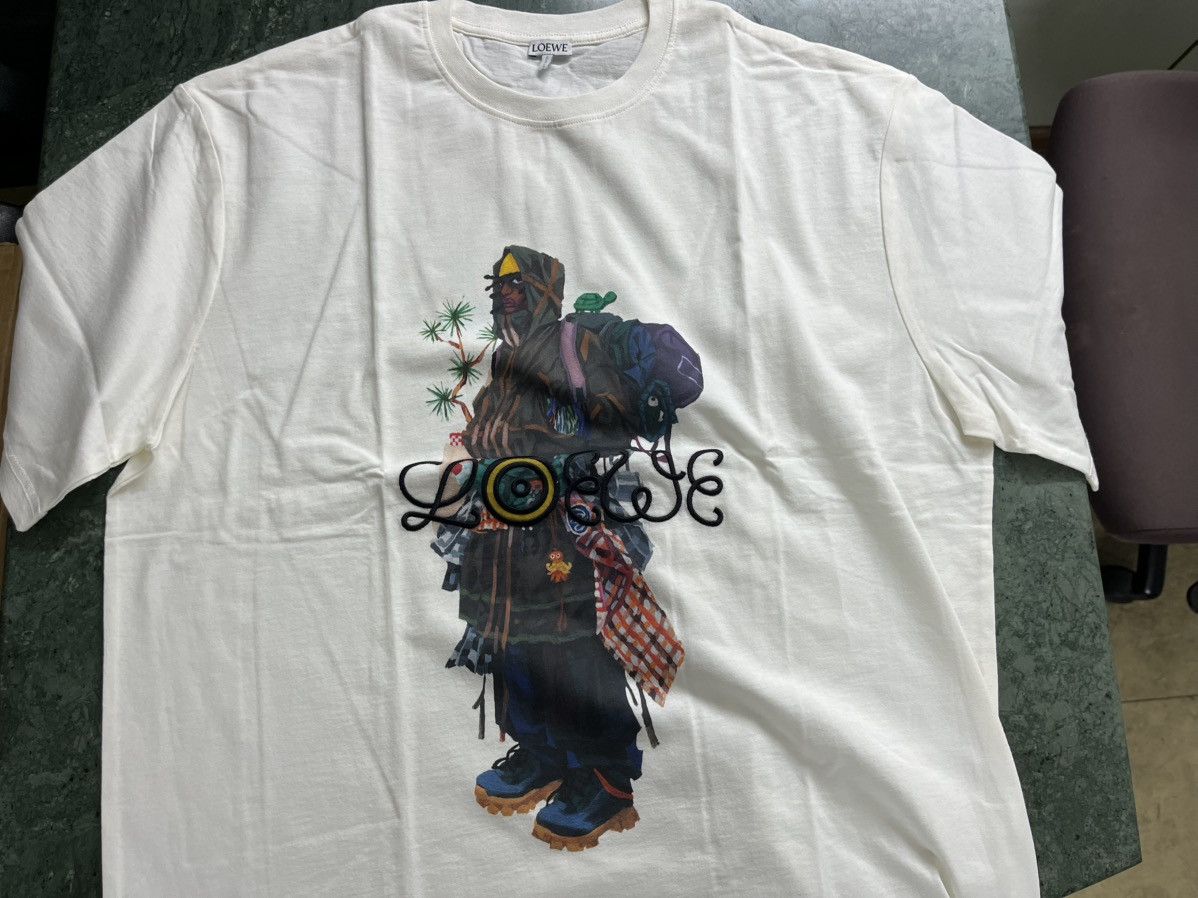 Loewe Loewe logo tshirt Size US S / EU 44-46 / 1 - 7 Thumbnail