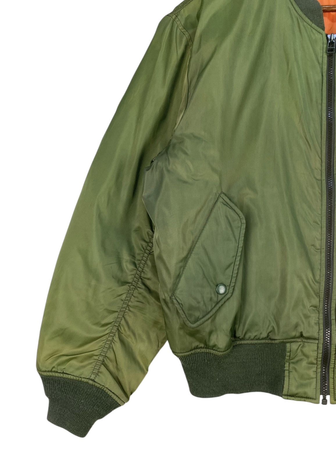 Army Of Me Flyer Jacket Man Intermediate MA-1 Sunfaded Size US L / EU 52-54 / 3 - 6 Thumbnail