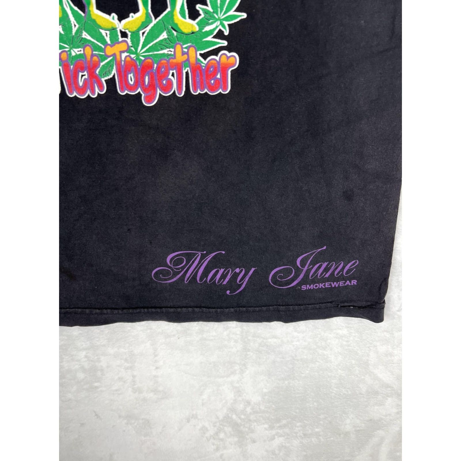 Vintage Mary Jane Smokewear T-Shirt Mens M Black Graphic Print 420 Weed Good Buds Stick Together Shirt Mens Size M Size US M / EU 48-50 / 2 - 3 Thumbnail
