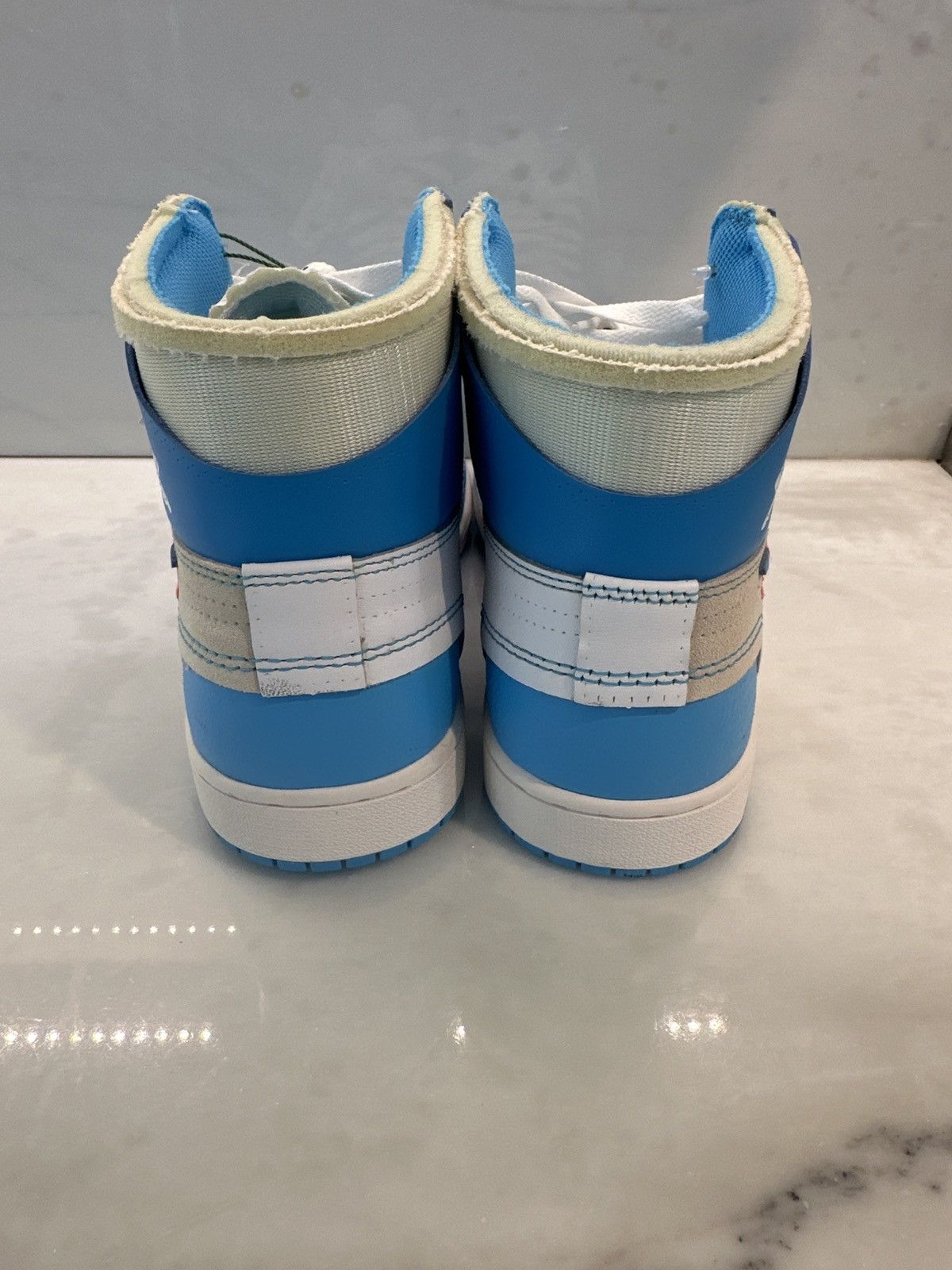 Nike Jordan 1 Off-White University Blue Size US 9.5 / EU 42-43 - 9 Thumbnail