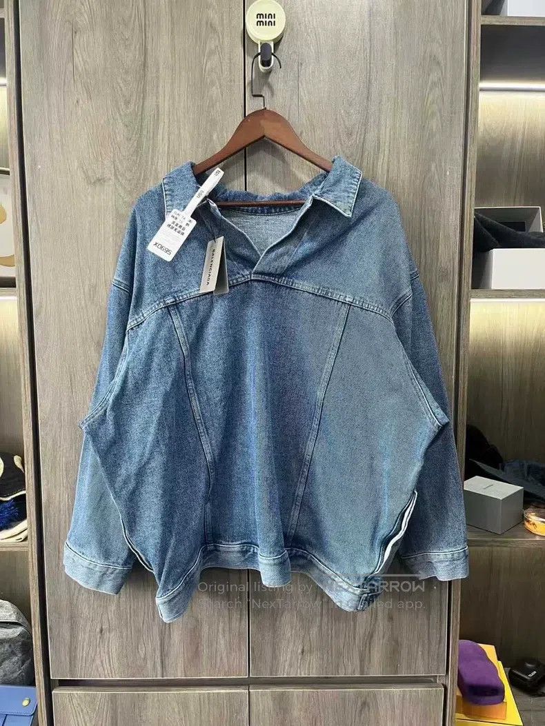 Balenciaga Balenciaga Solid V-neck Denim Jacket Size XS / US 0-2 / IT 36-38 - 1 Thumbnail