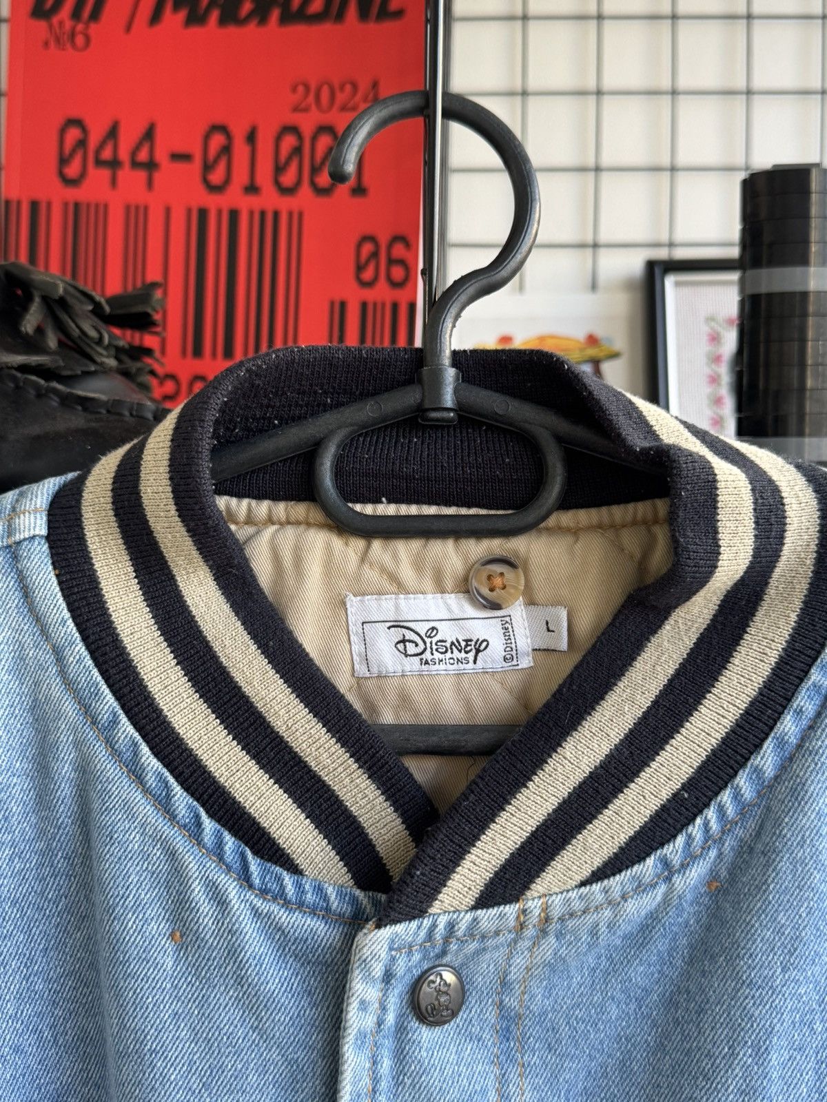 Disney Vintage 90s Disney Mickey Mouse Bomber Denim Jacket Size US L / EU 52-54 / 3 - 7 Thumbnail