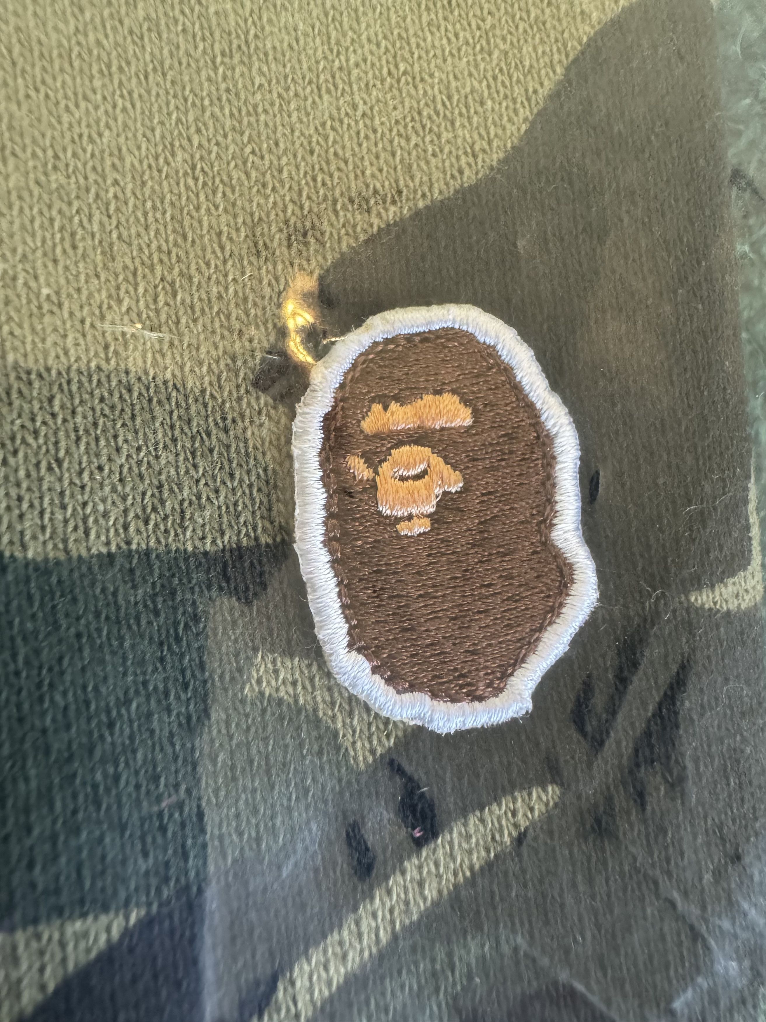 Bape 1st Camo One Point Crewneck Size US XL / EU 56 / 4 - 2 Thumbnail