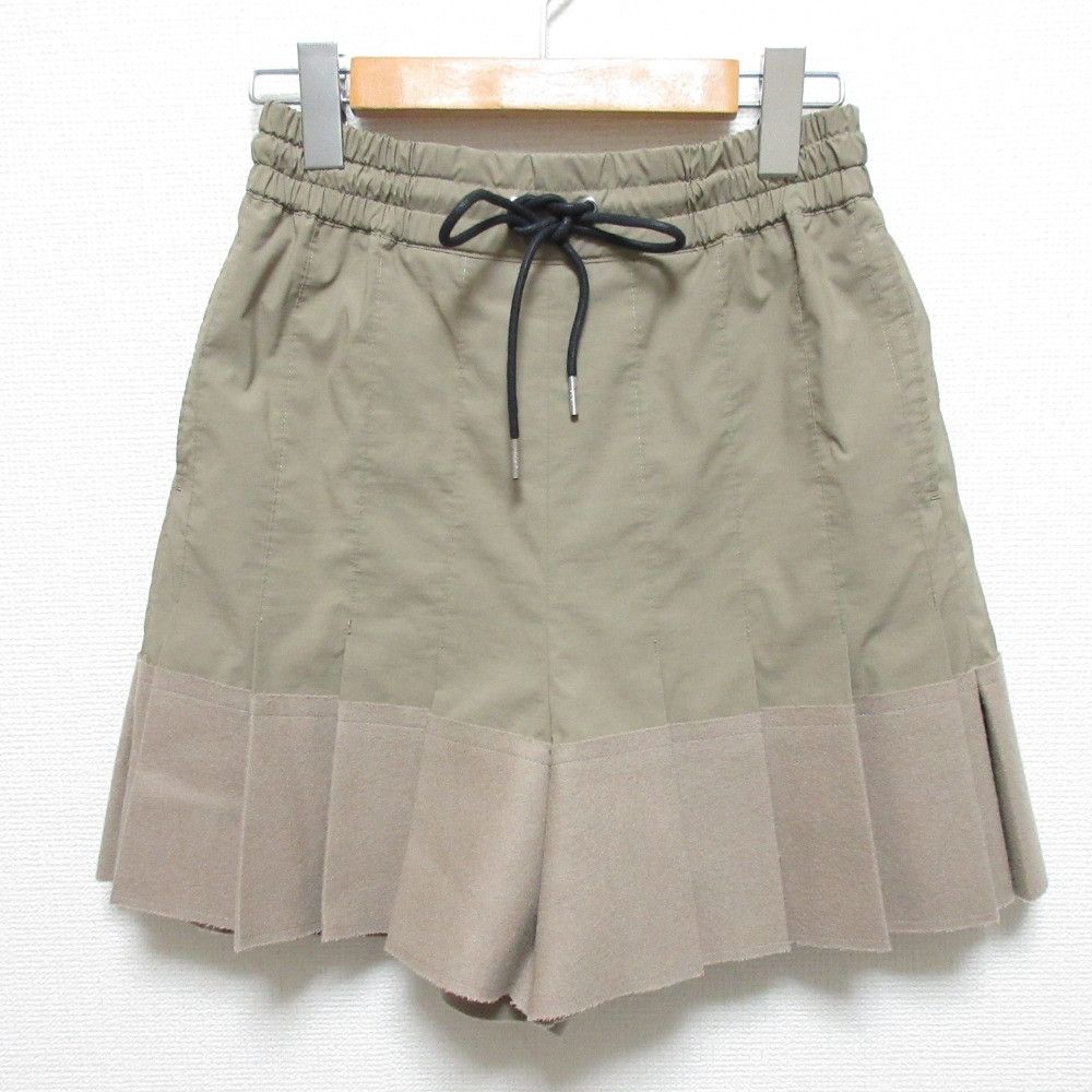 Sacai Sacai Sacai Pleats Wool Shorts Textile Shorts 23-06762 DUTY FREE for USA Size ONE SIZE - 1 Thumbnail