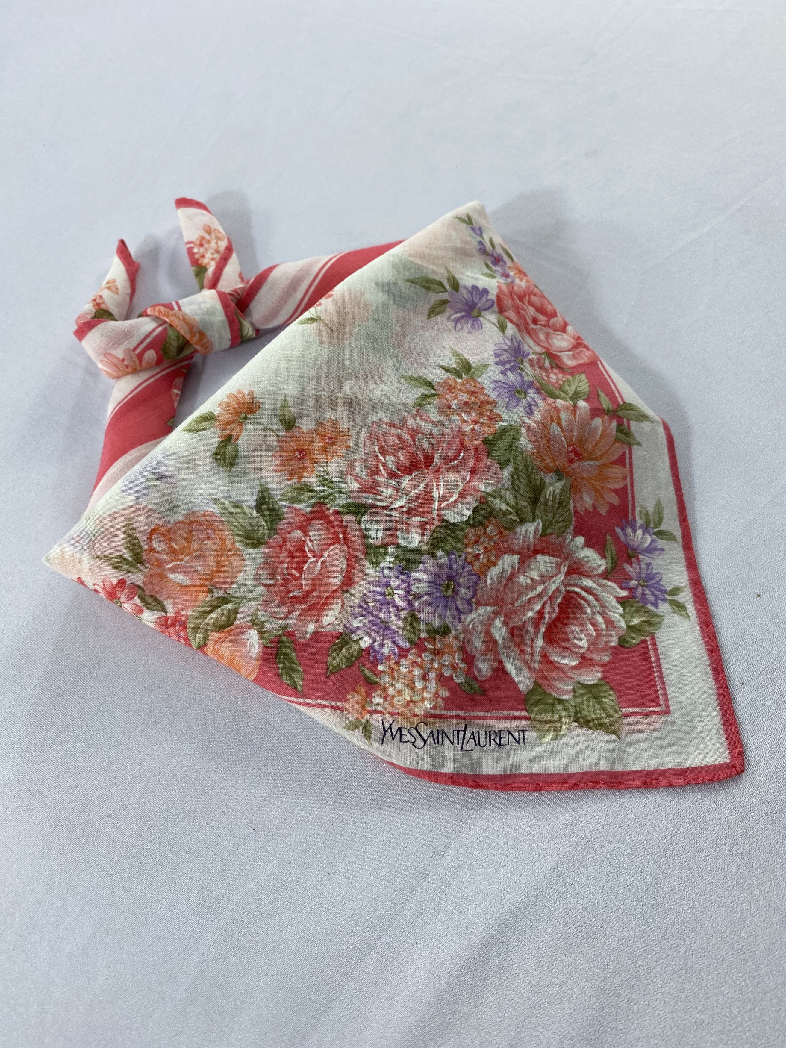 Yves Saint Laurent Yves Saint Laurent Handkerchief / Bandana / Neckerchief Size ONE SIZE - 1 Thumbnail