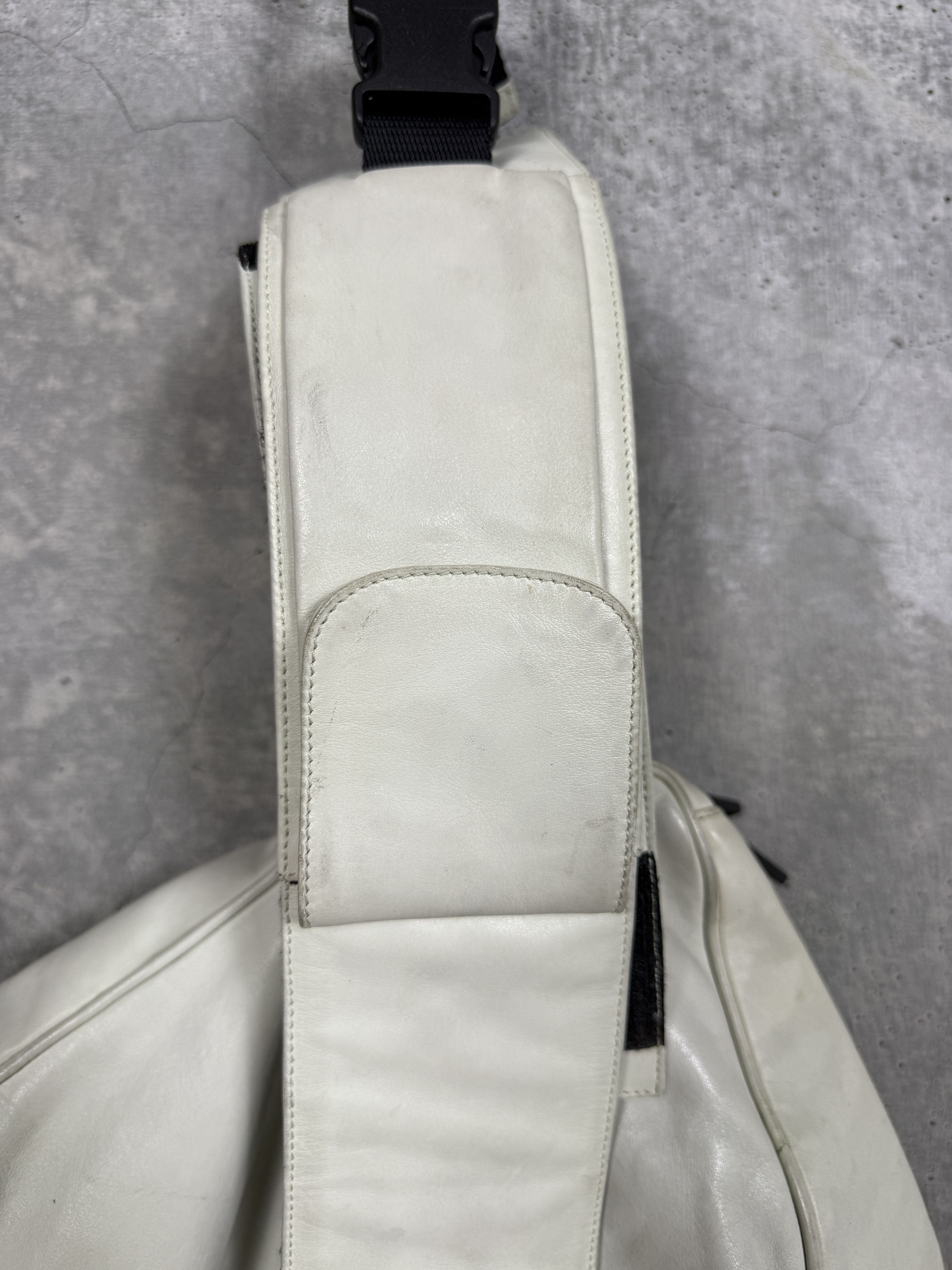 Miu Miu vintage 1999 Miu Miu Leather Crossbody Bag backpack Size ONE SIZE - 7 Thumbnail