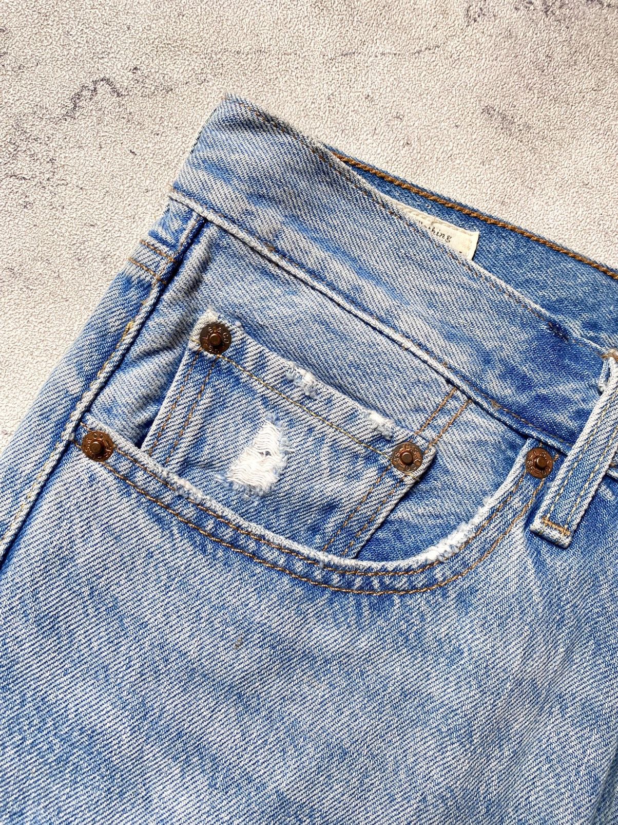 Levi's Levis 501 x Peanuts Snoopy Light Blue Jeans Size 28" / US 6 / IT 42 - 12 Thumbnail